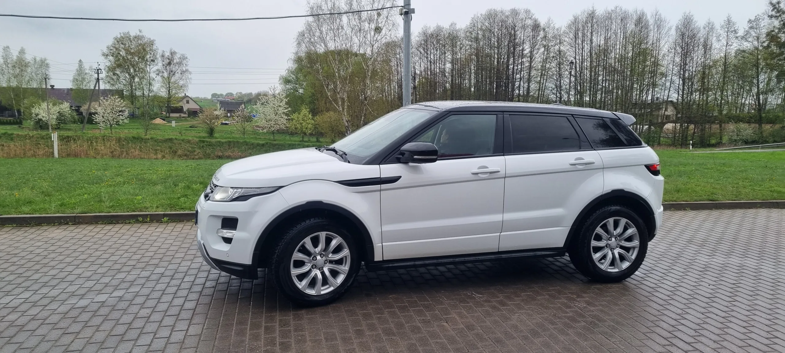 Land Rover Evoque, 2012