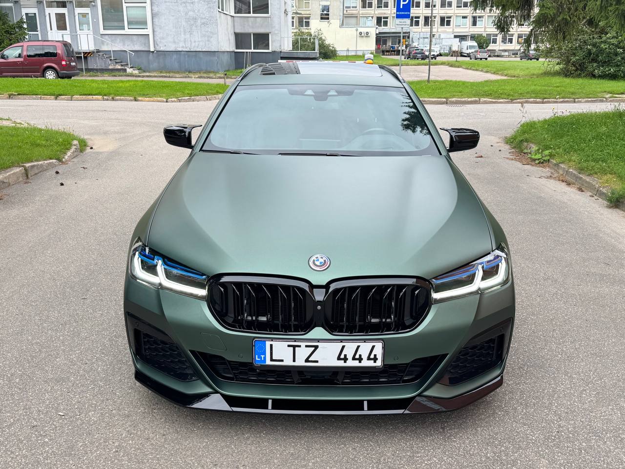 BMW 530