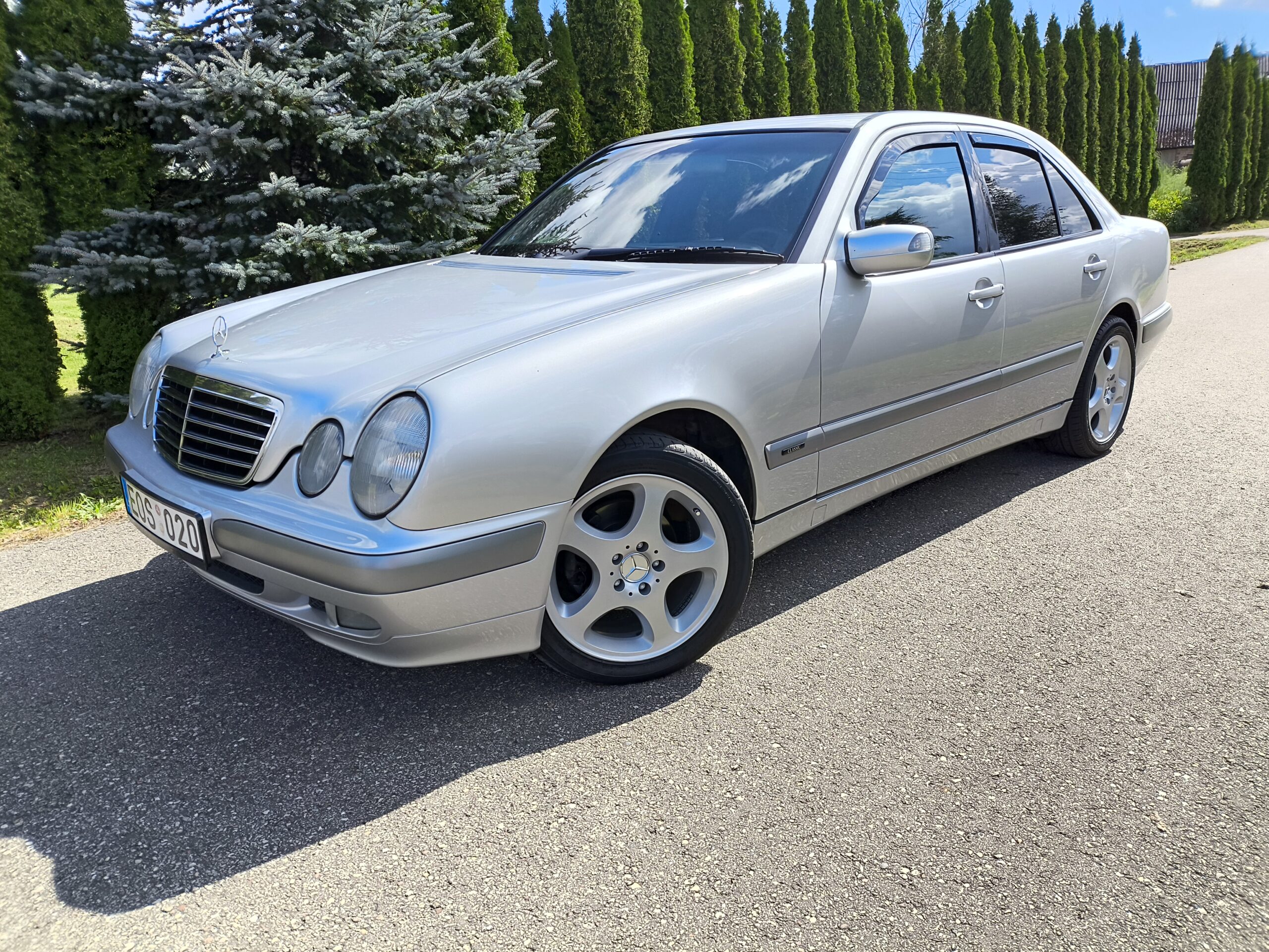 Mercedes-Benz Kita
