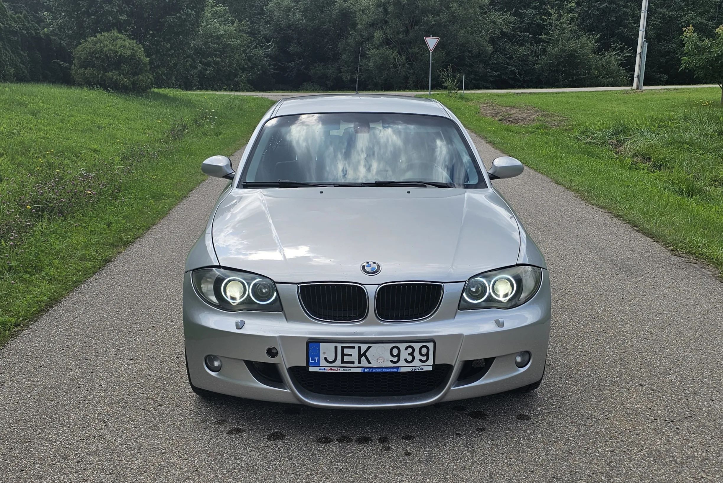 BMW 118, 2007