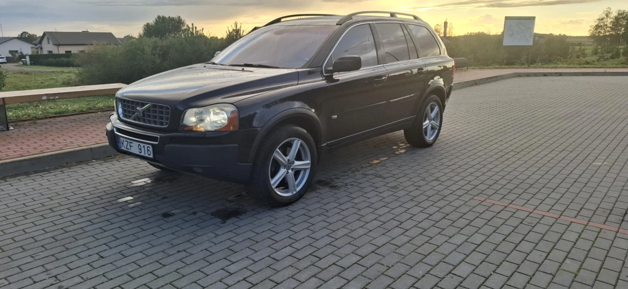 Volvo XC90, 2005