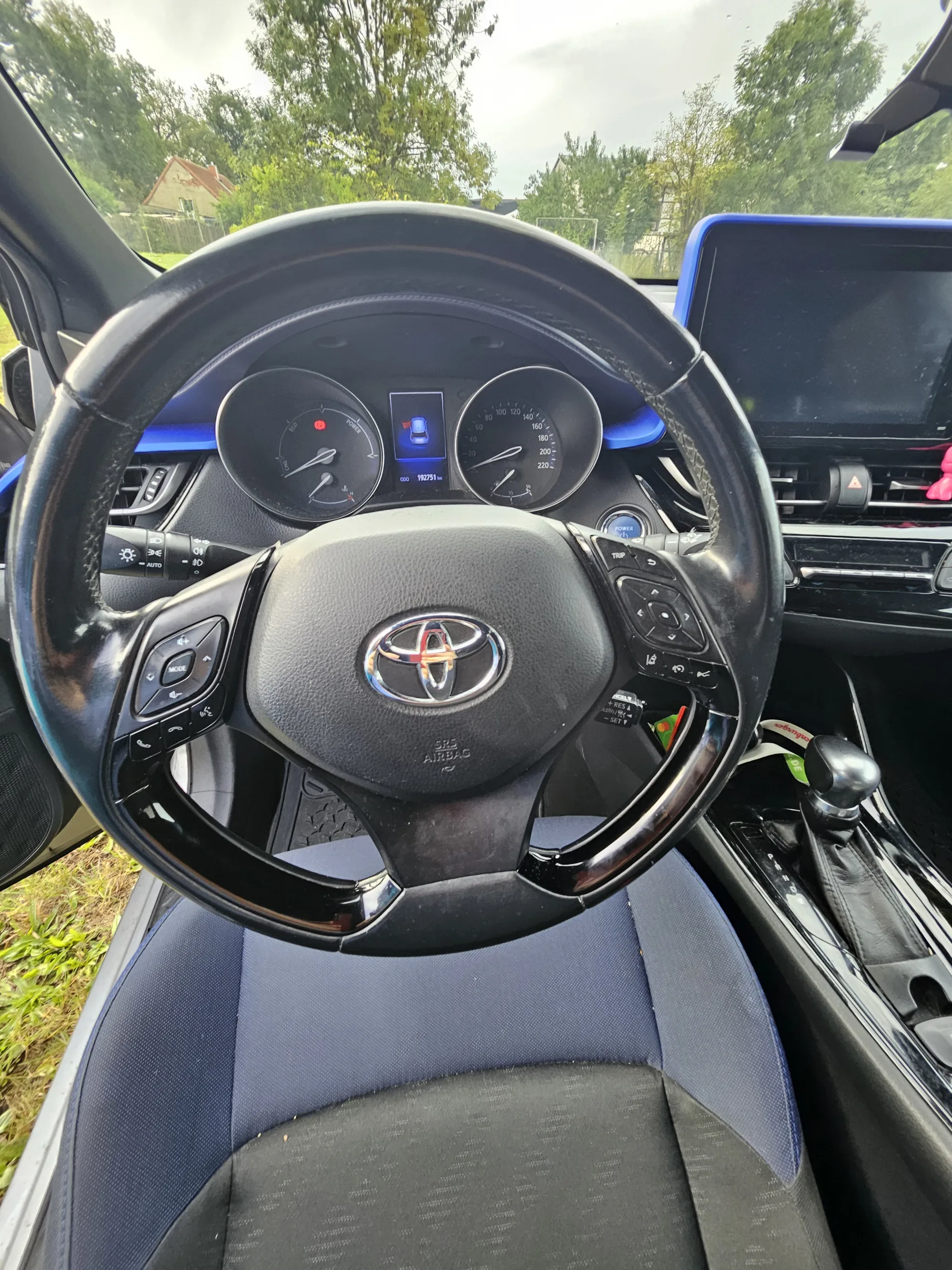 Toyota C-HR, 2017