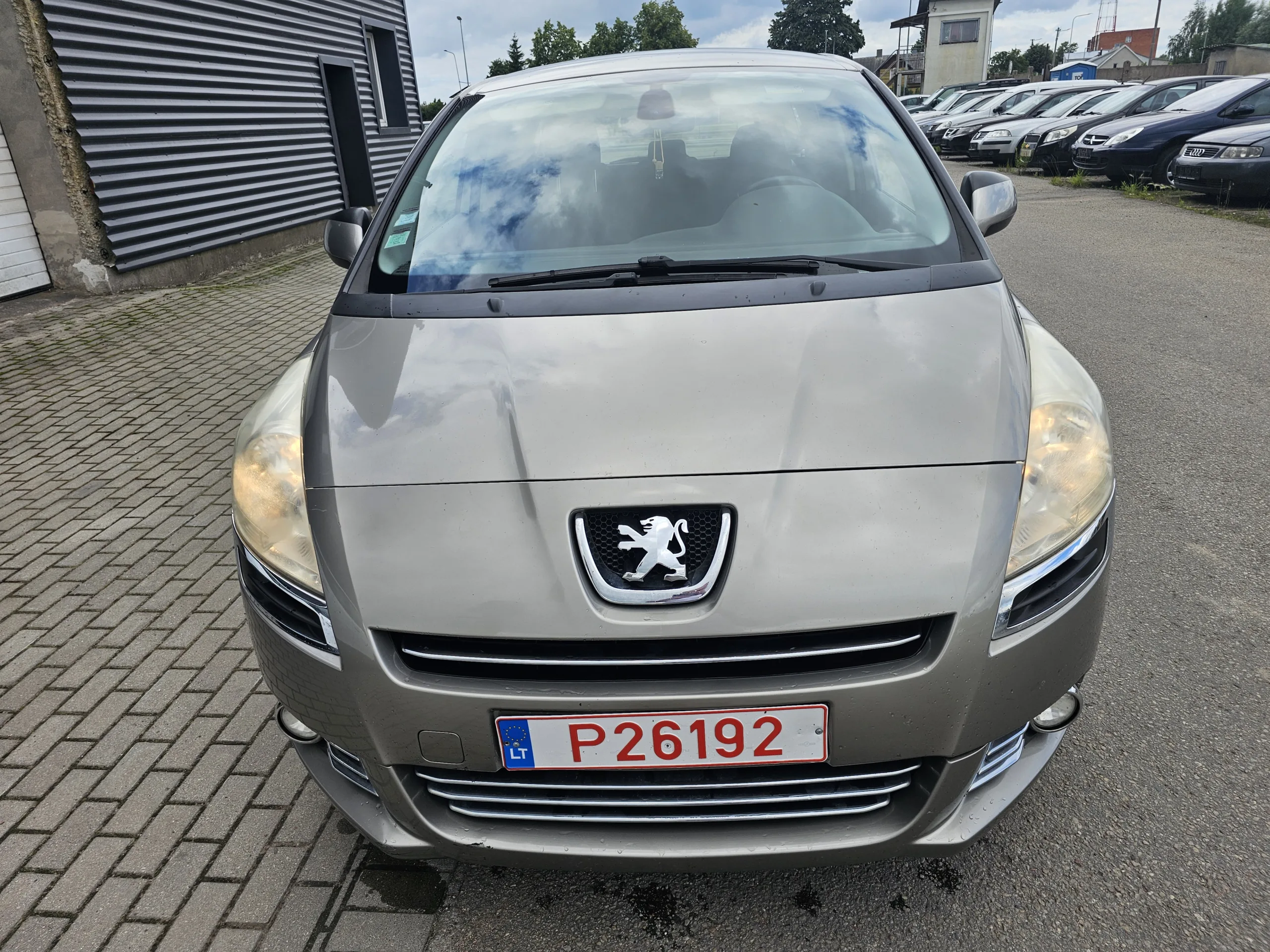 Peugeot 5008, 2010