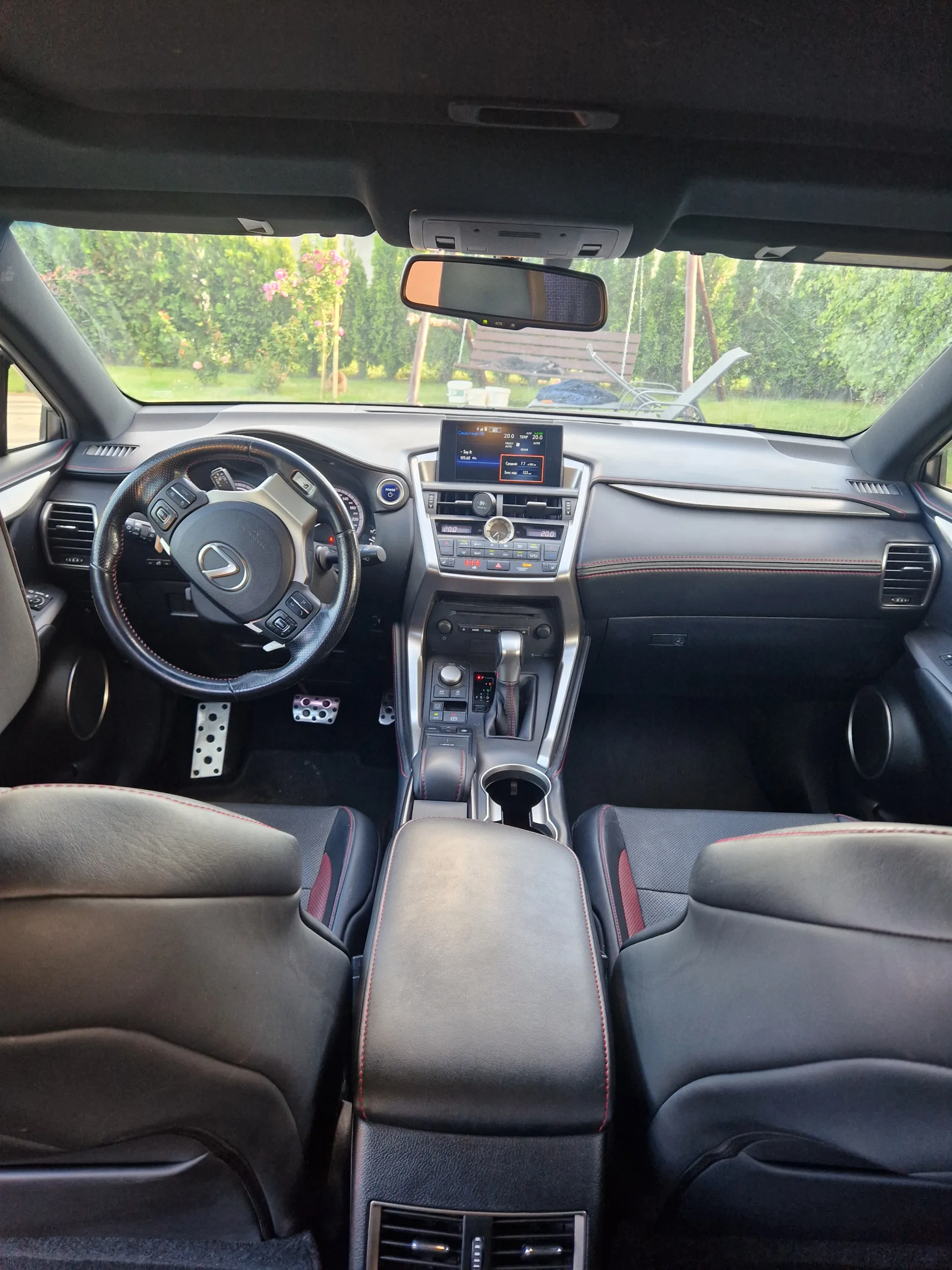 Lexus NX 300h, 2016