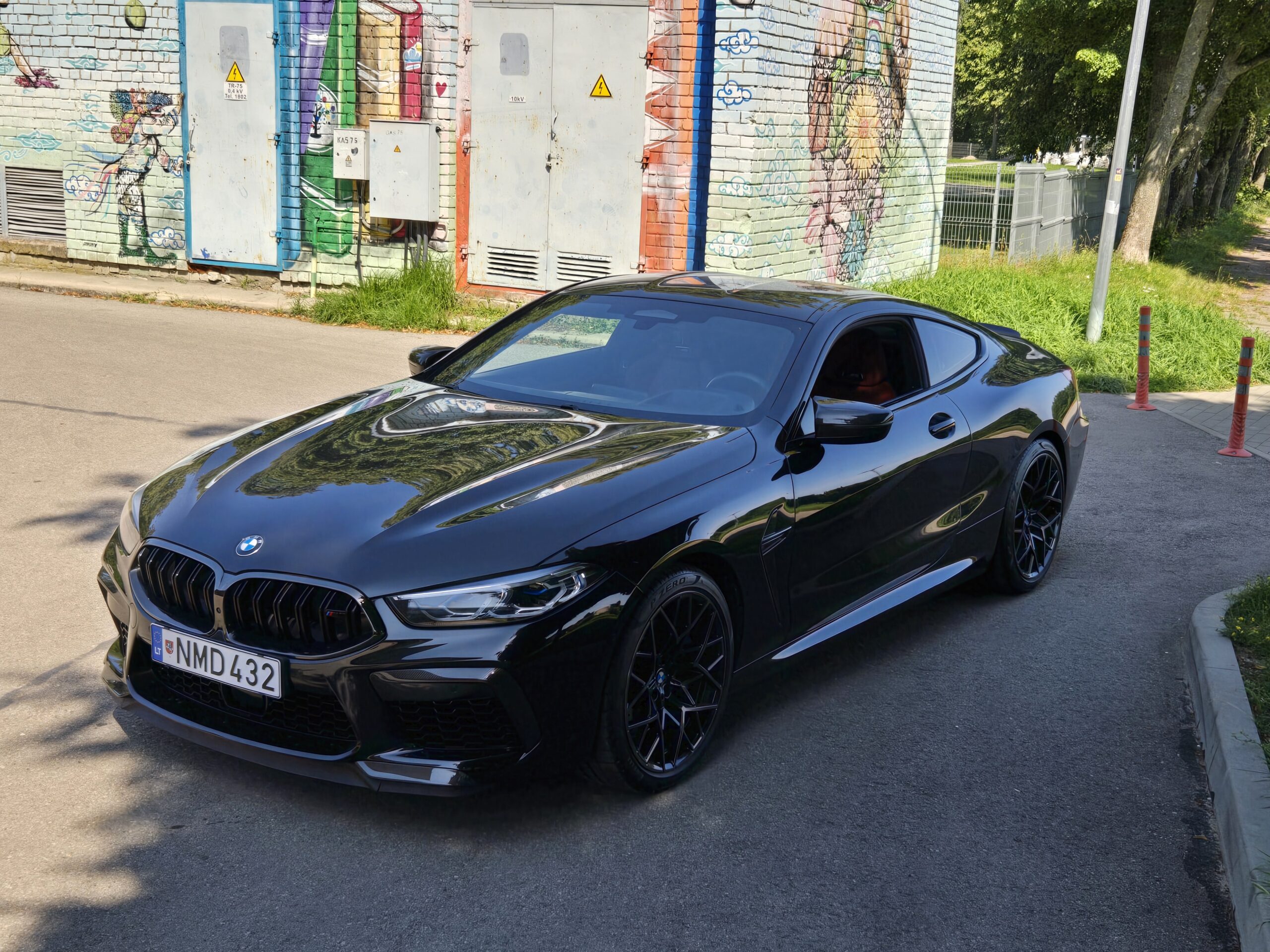 BMW M8