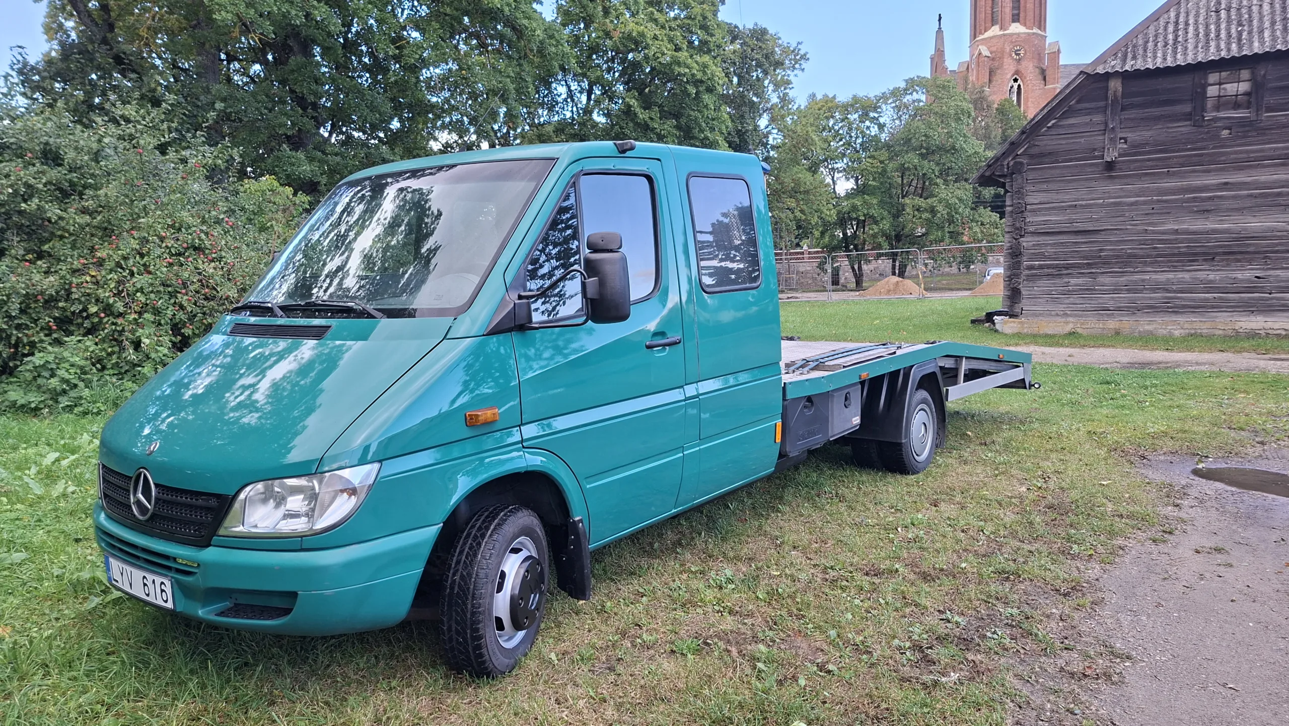 Mercedes-Benz Kita, 2002