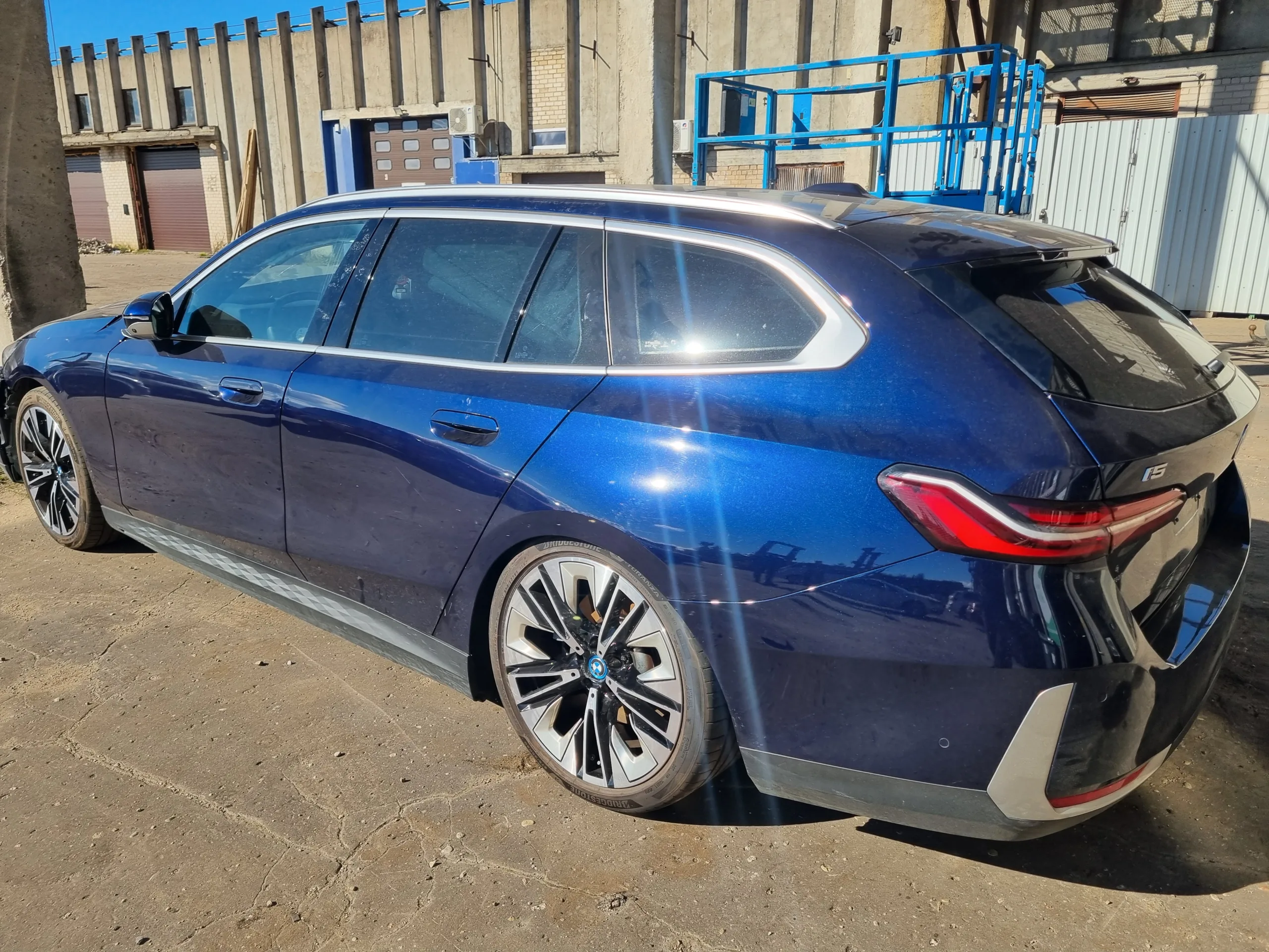 BMW I5, 2024
