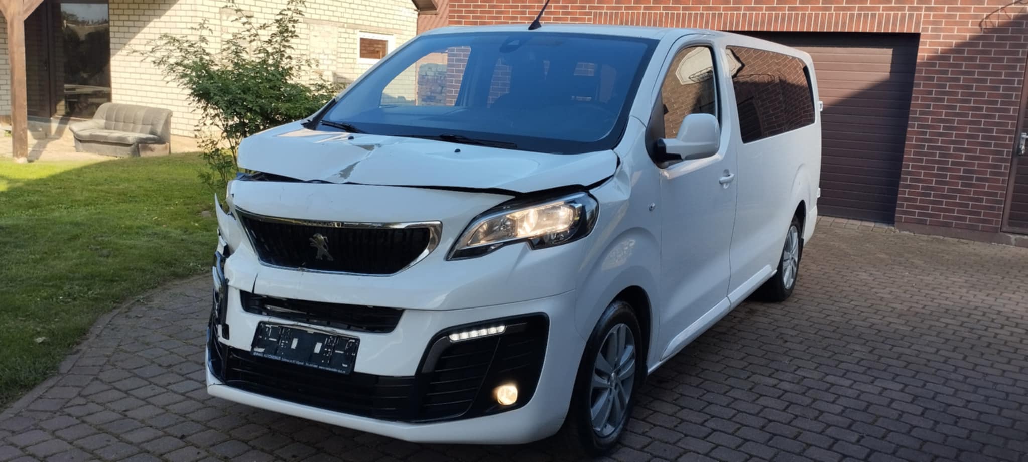 Peugeot Traveller, 2017