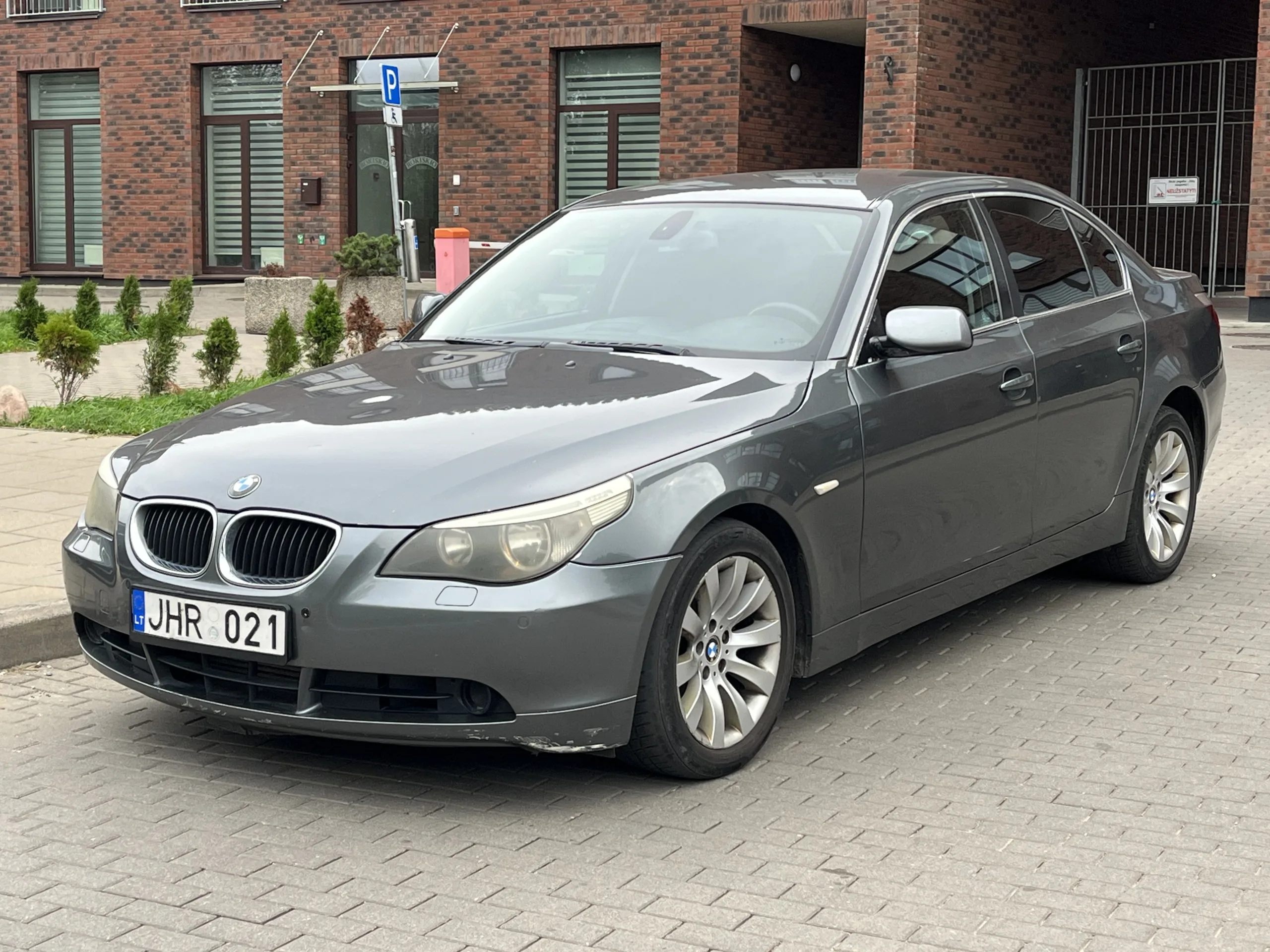 BMW 525, 2005