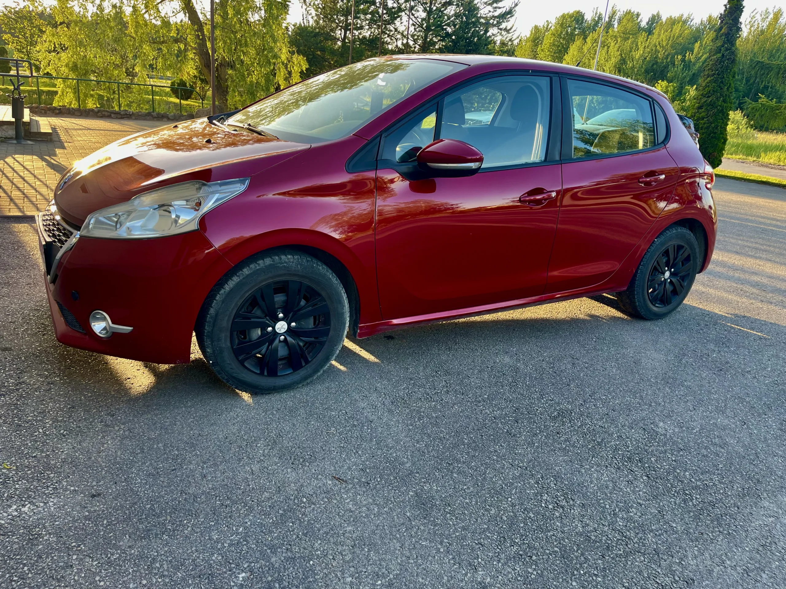 Peugeot 208, 2013
