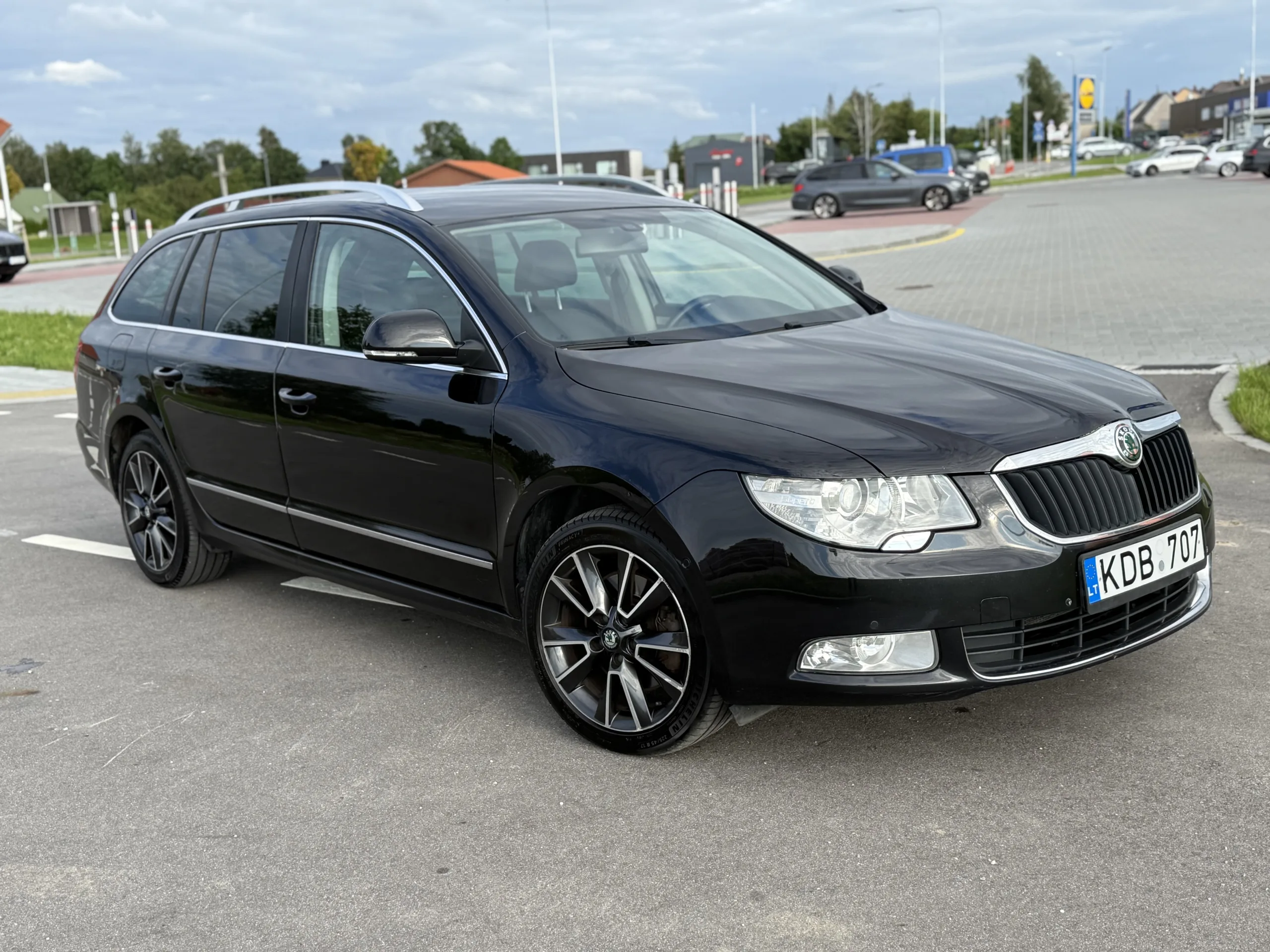 Skoda Superb, 2012
