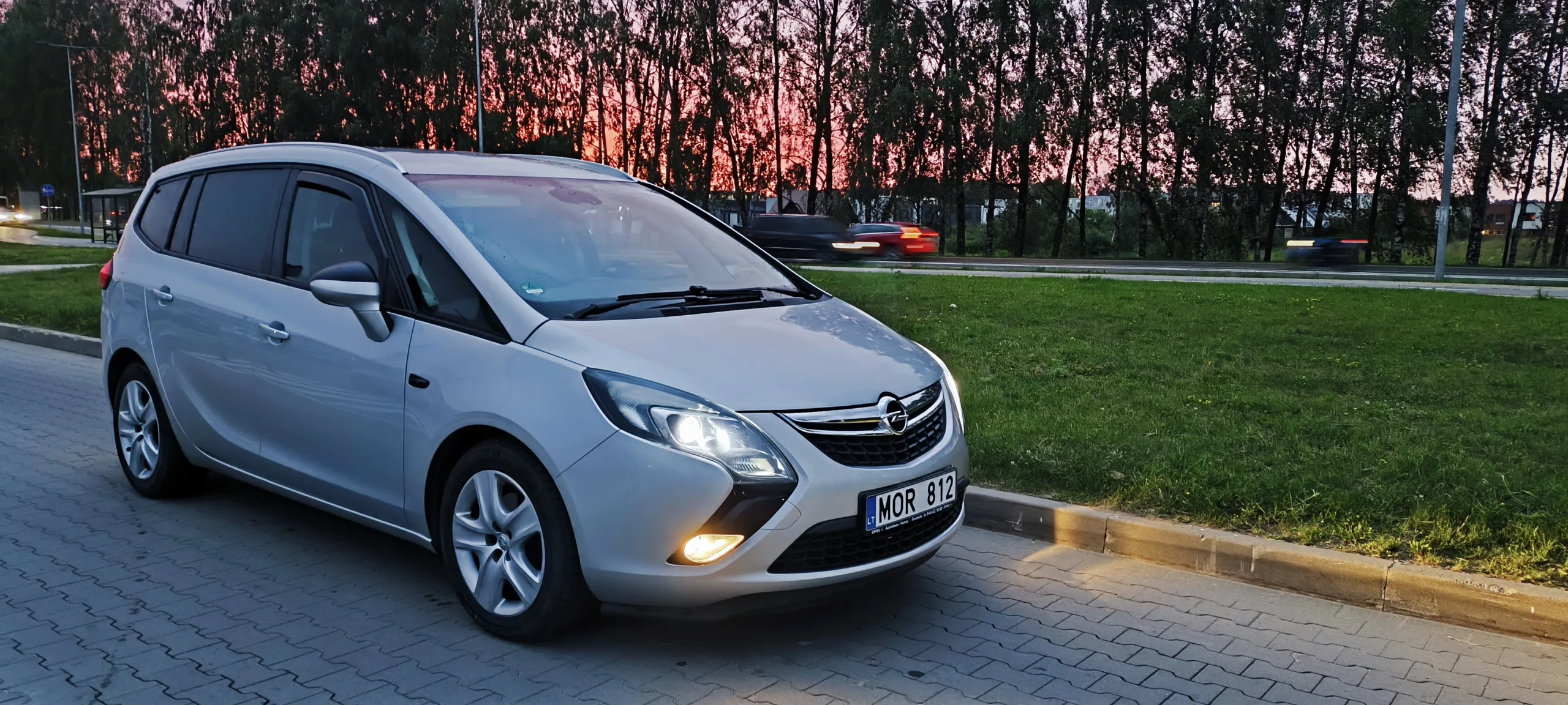 Opel Zafira Tourer, 2016