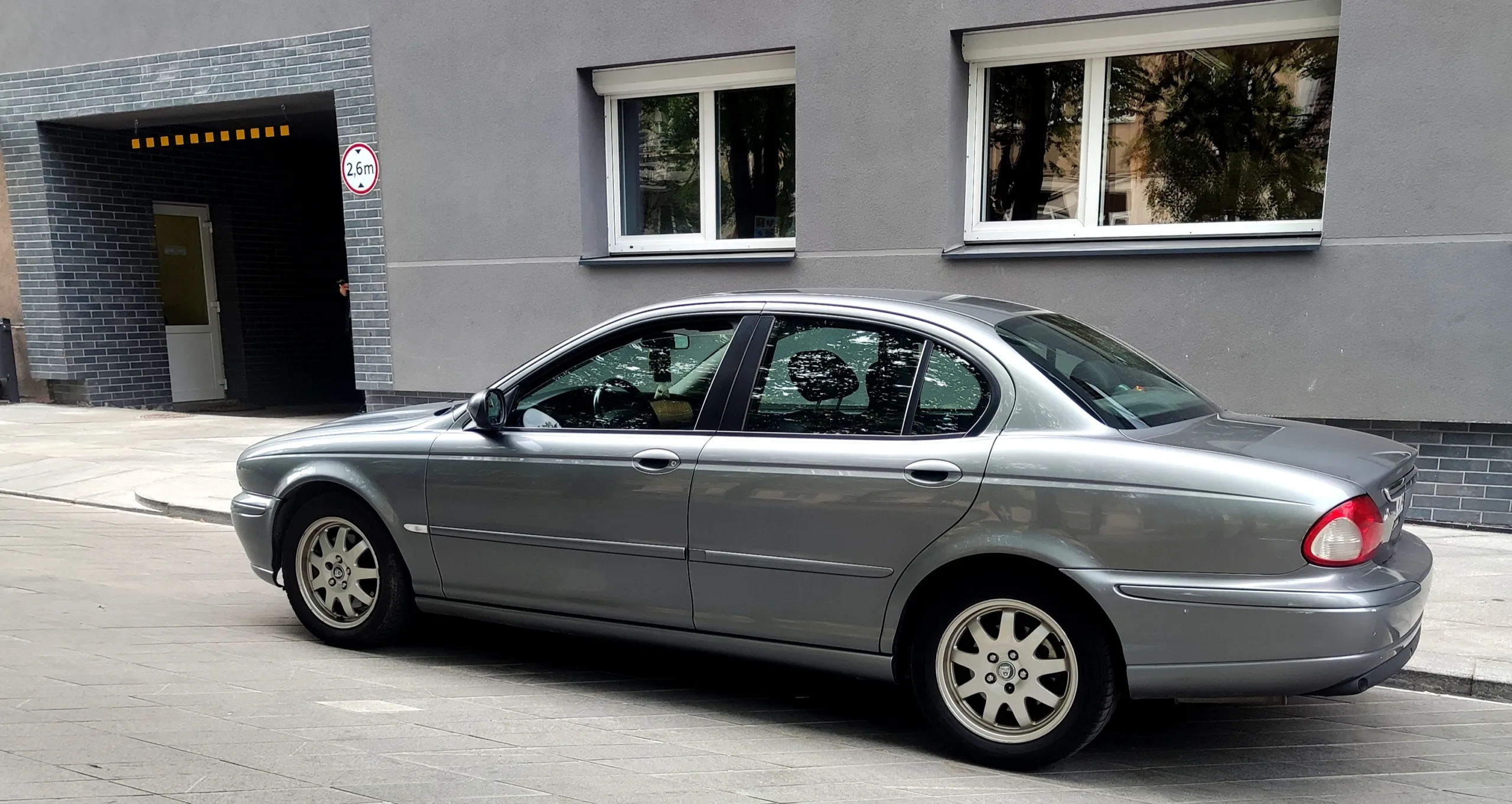 Jaguar X-Type, 2004