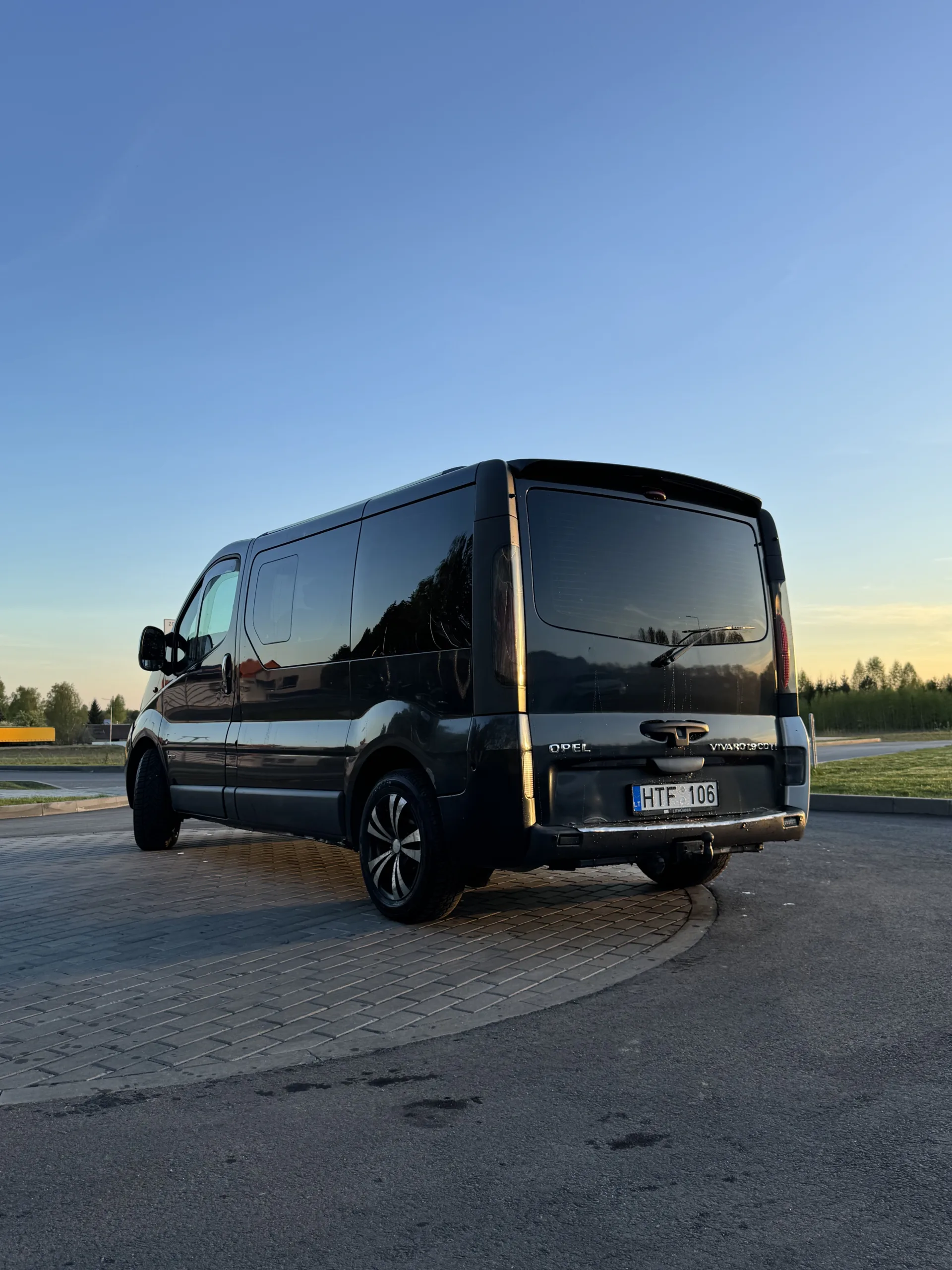 Opel Vivaro, 2005