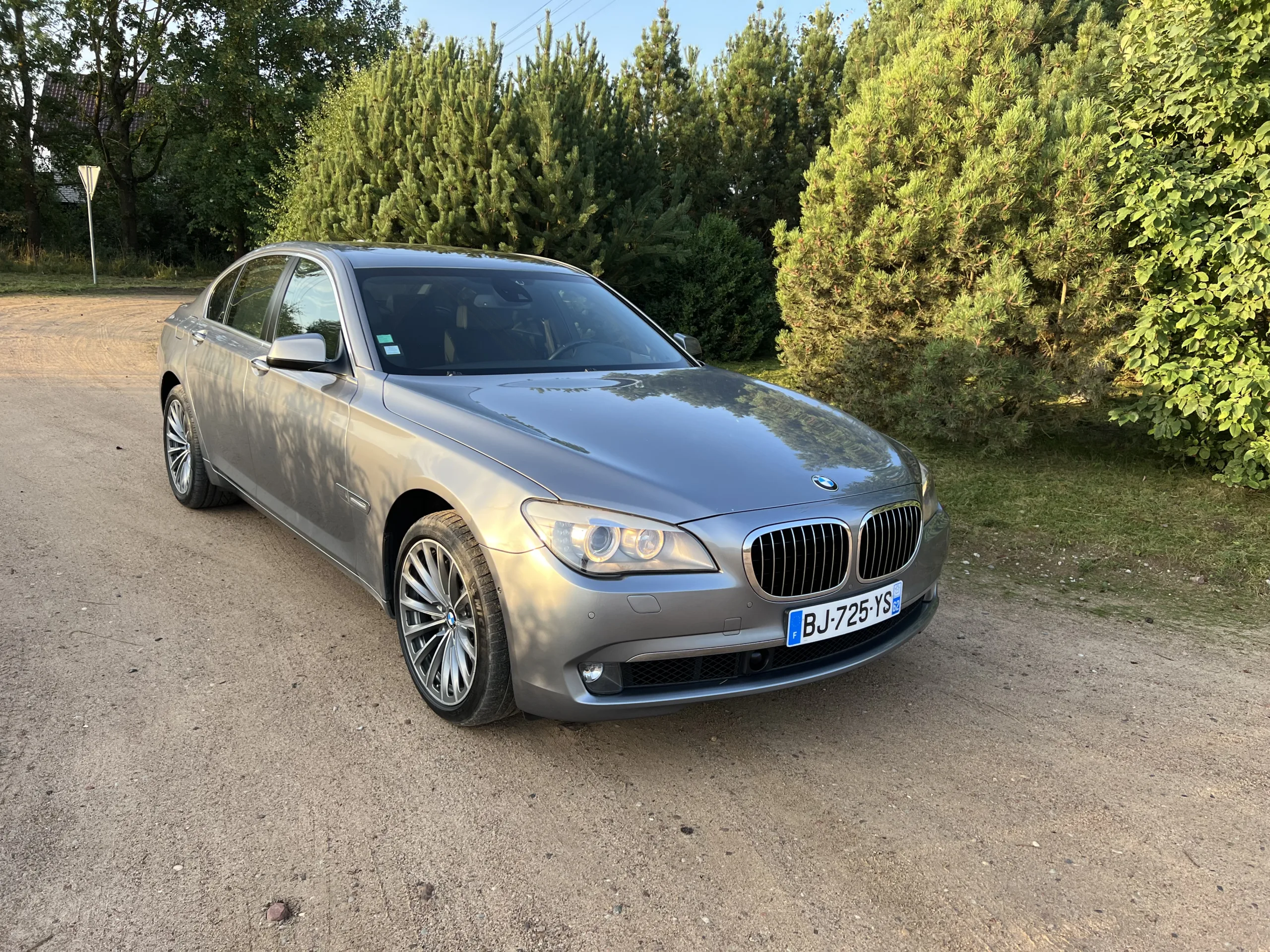 BMW 730, 2011