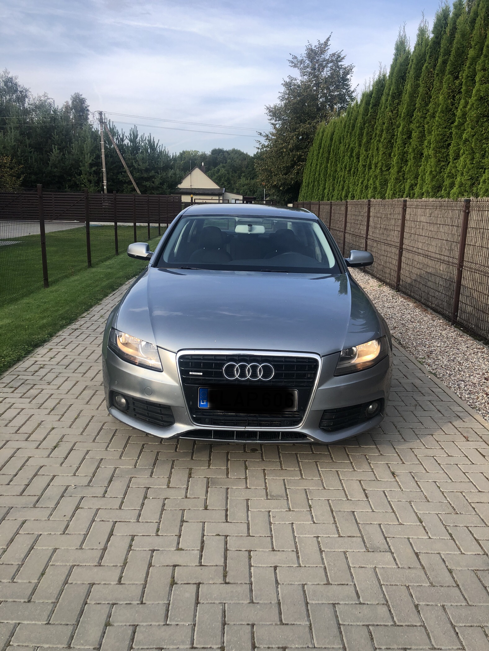 Audi A4, 2011