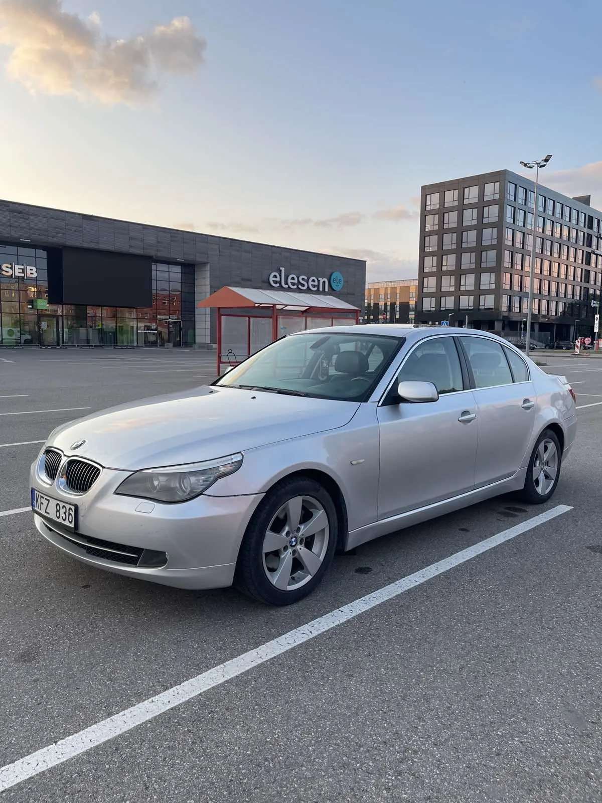 BMW 525, 2008