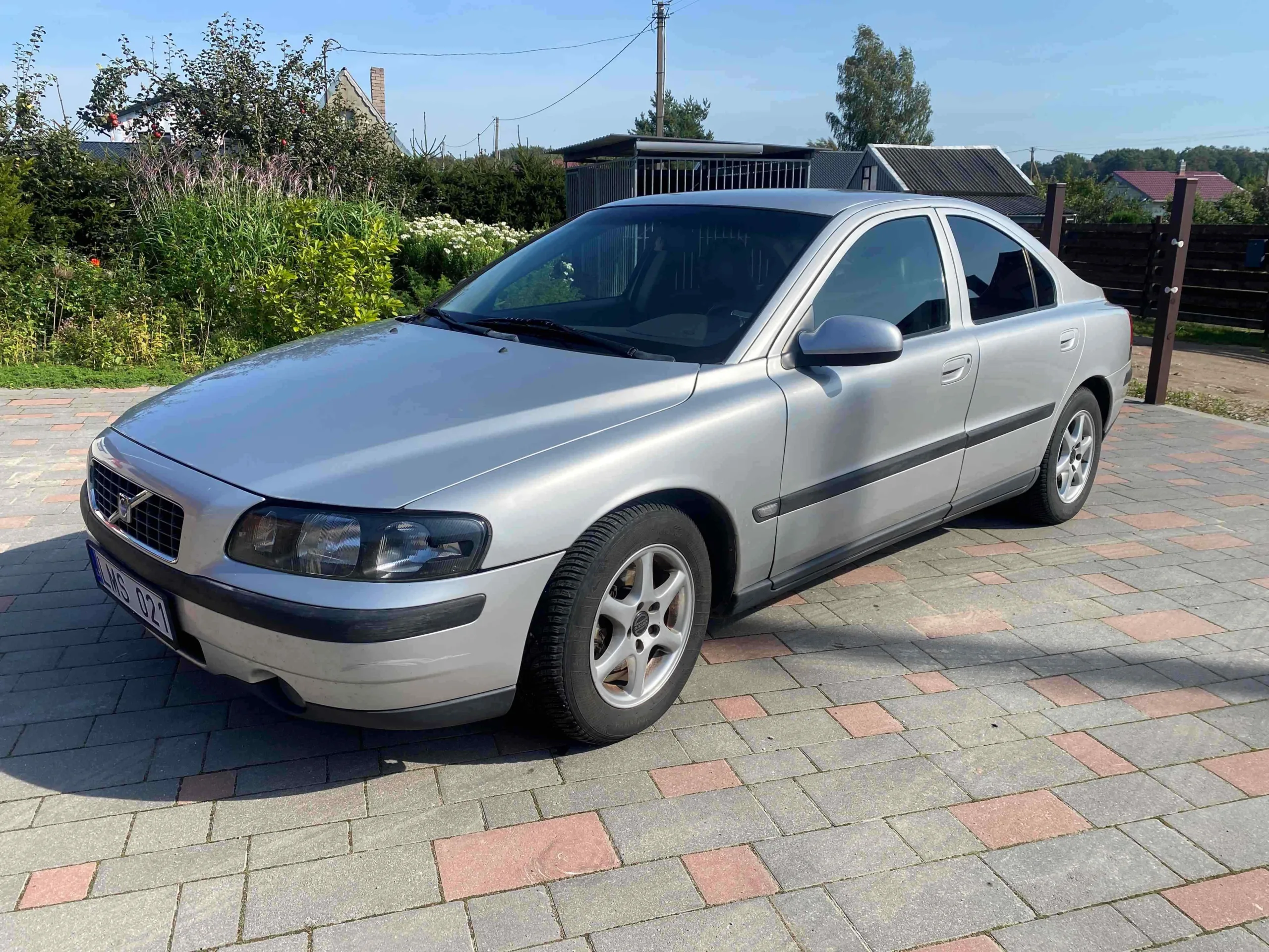 Volvo S60, 2001