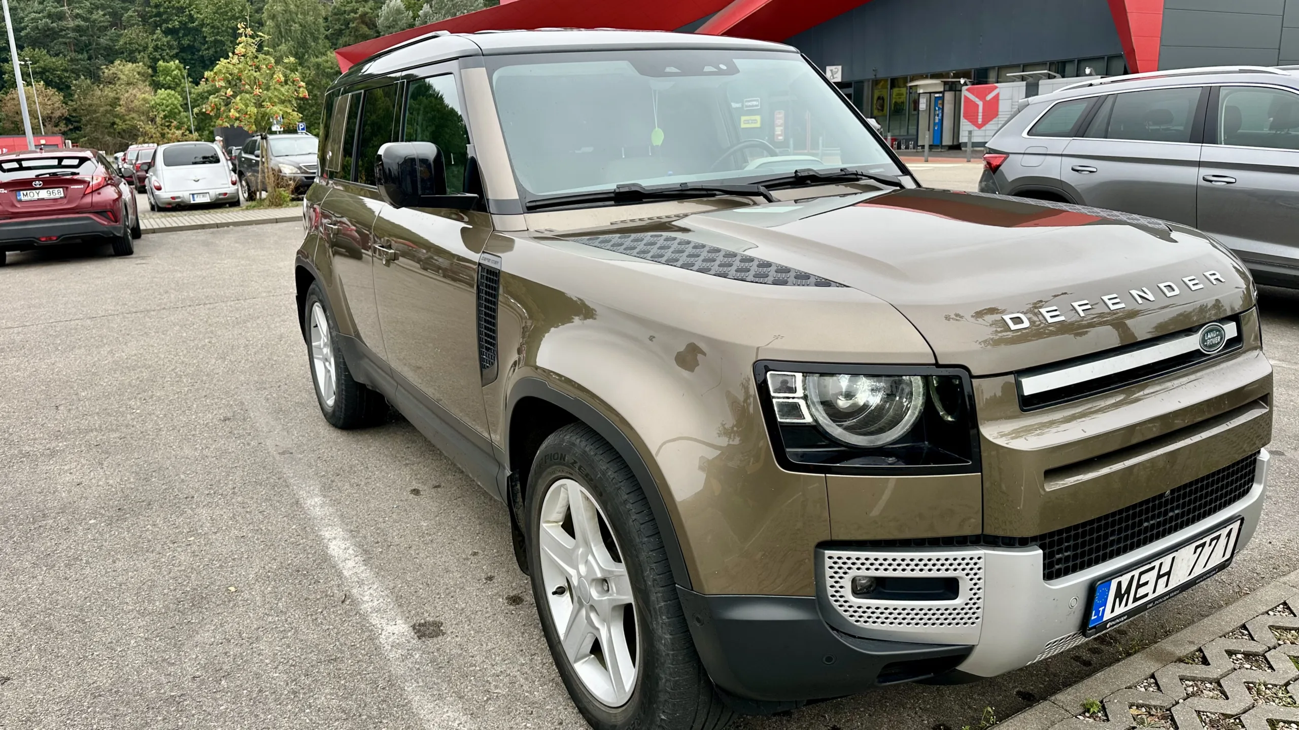 Land Rover Defender, 2022