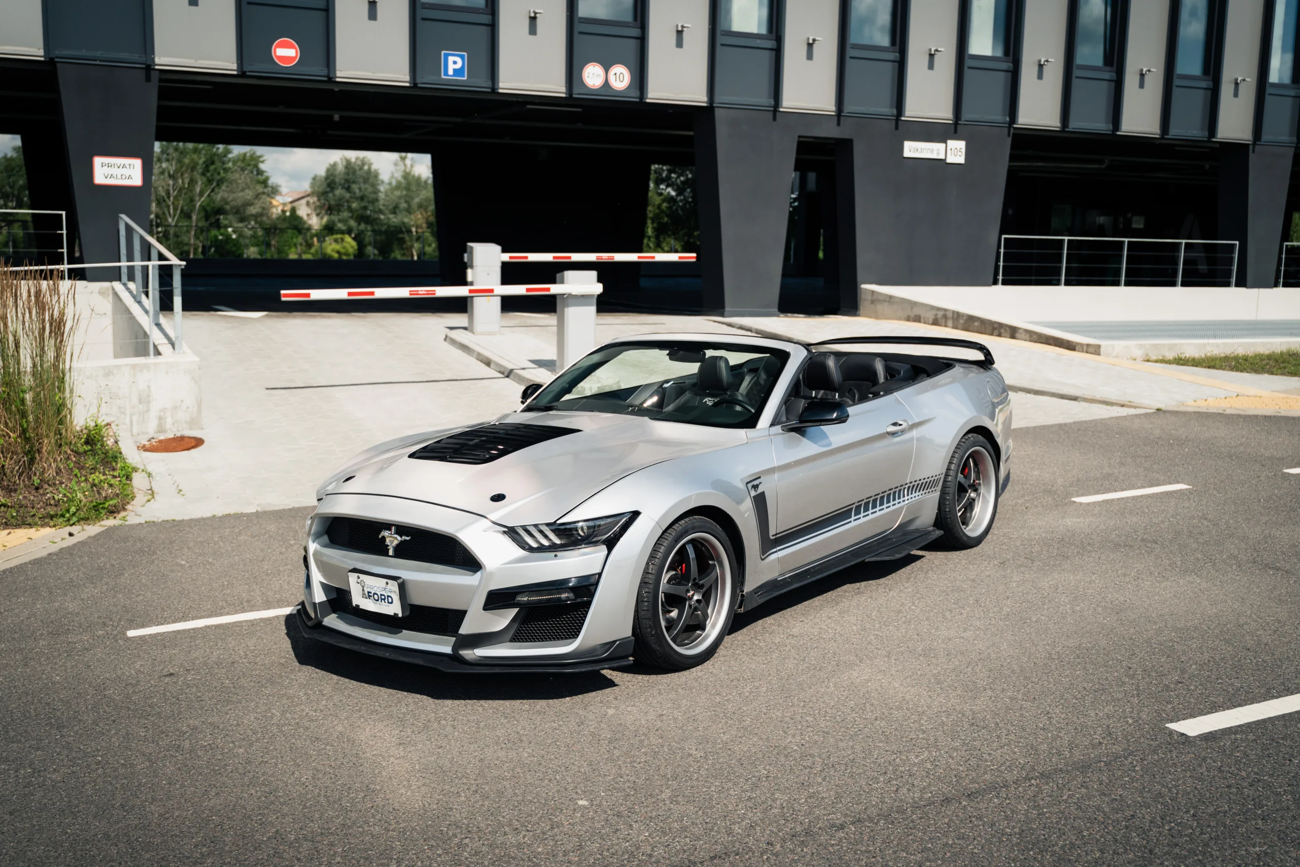 Ford Mustang, 2015