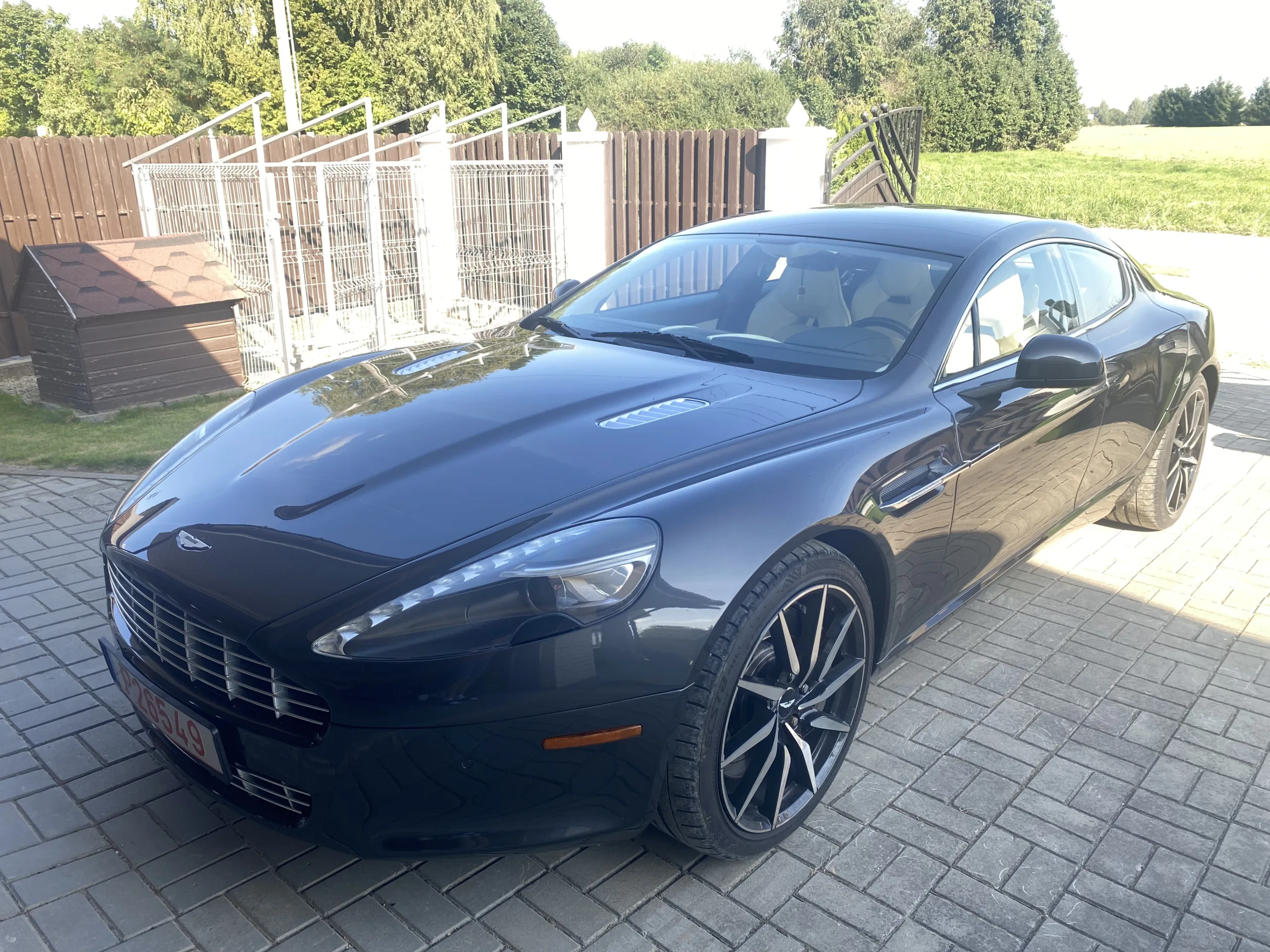 Aston Martin Rapide V12, 2011