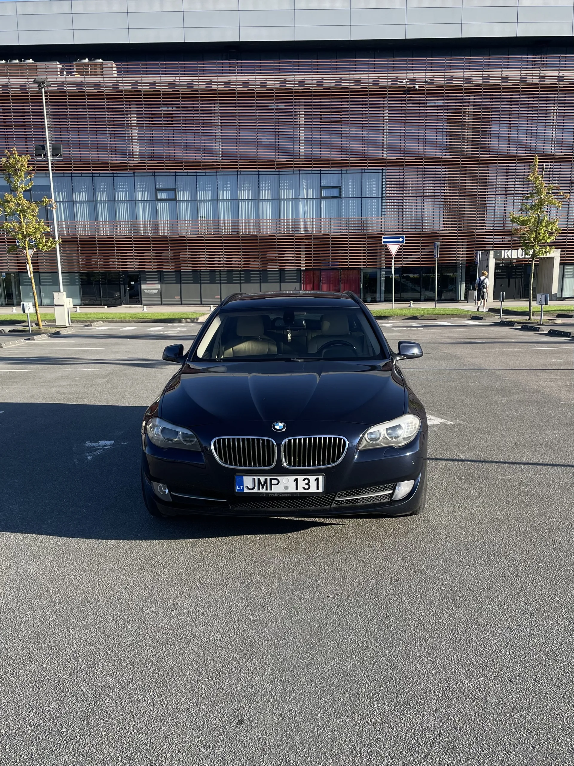 BMW 530, 2011