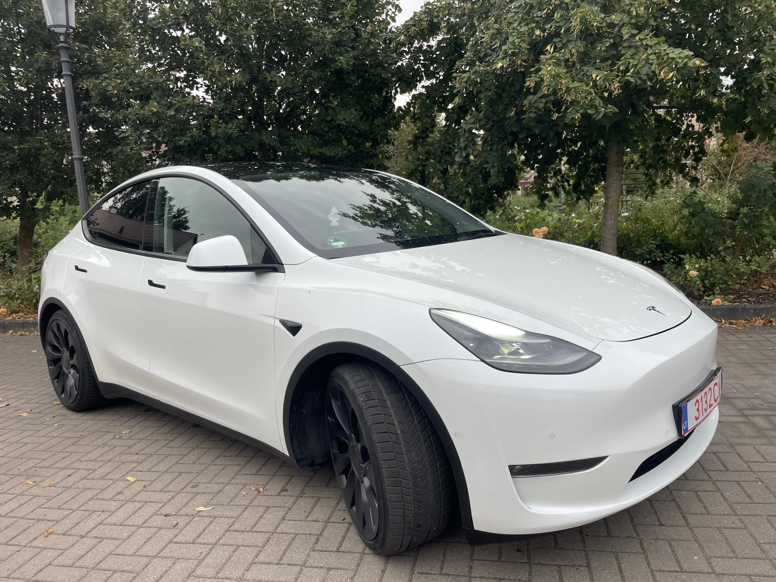 Tesla Model Y, 2022