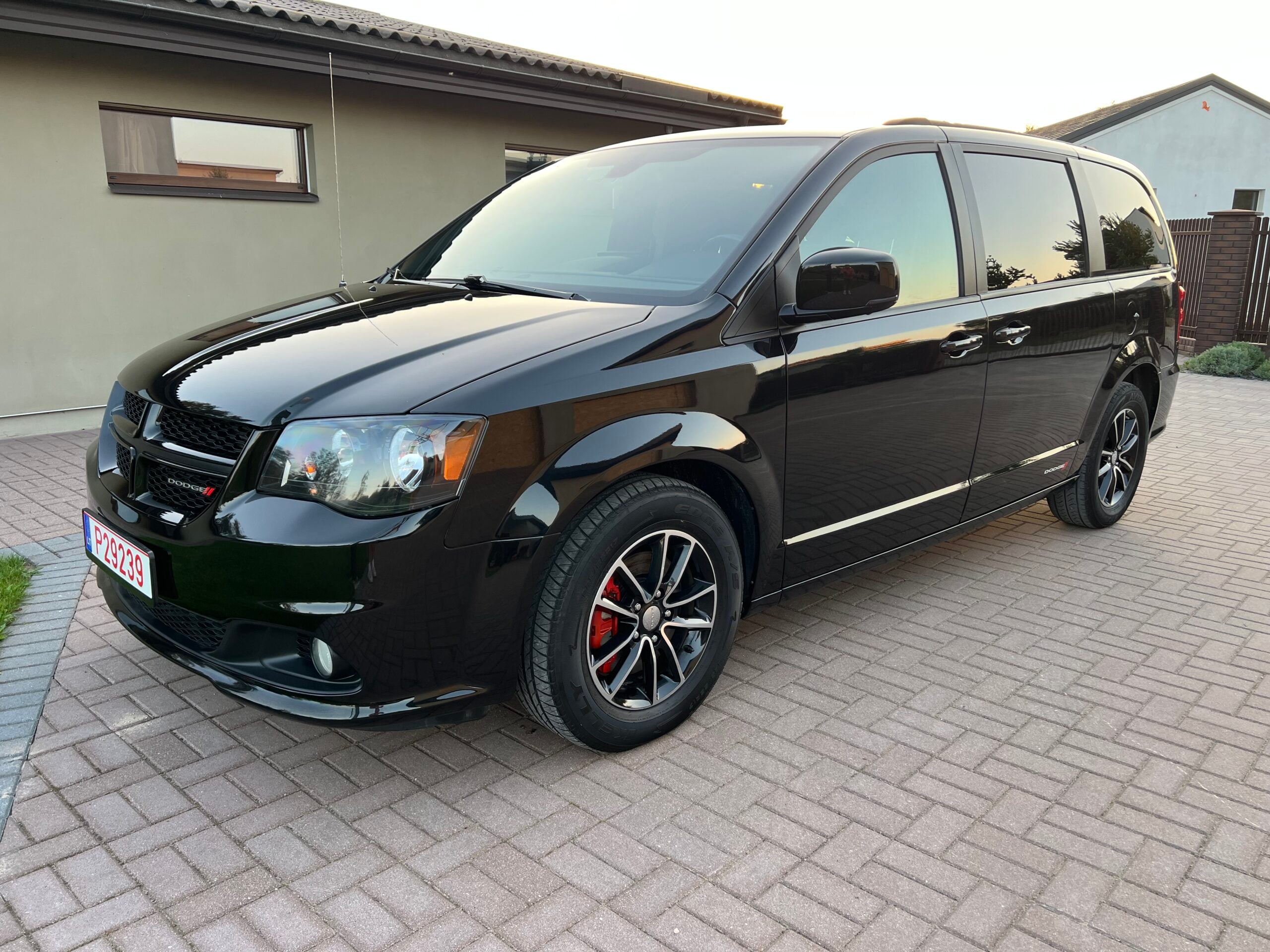 Dodge Caravan, 2018