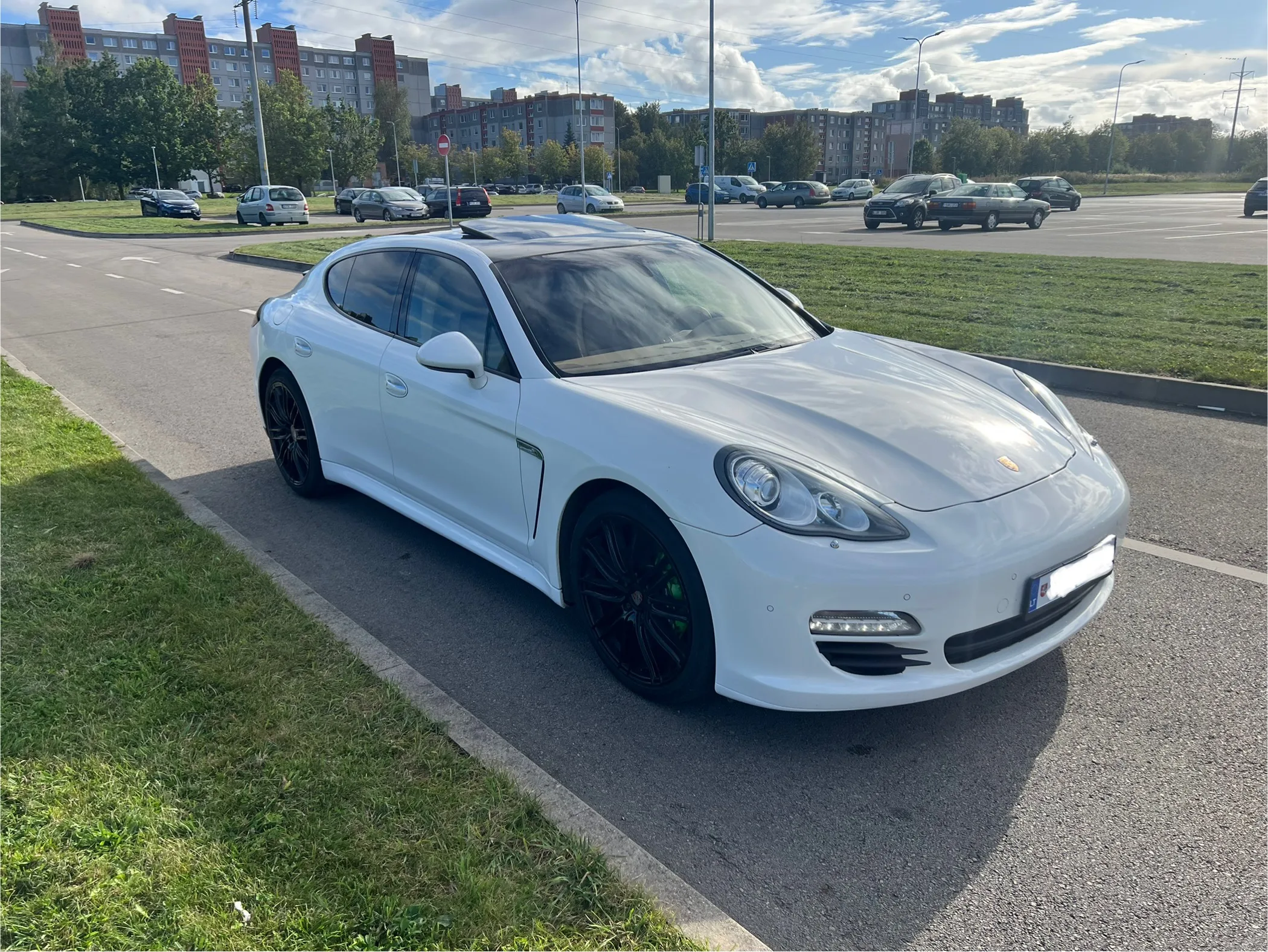 Porsche Panamera, 2012