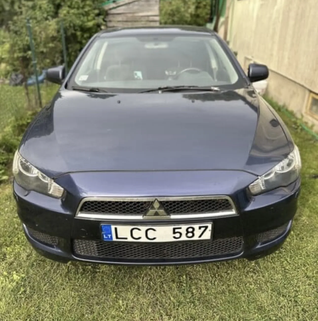 Mitsubishi Lancer