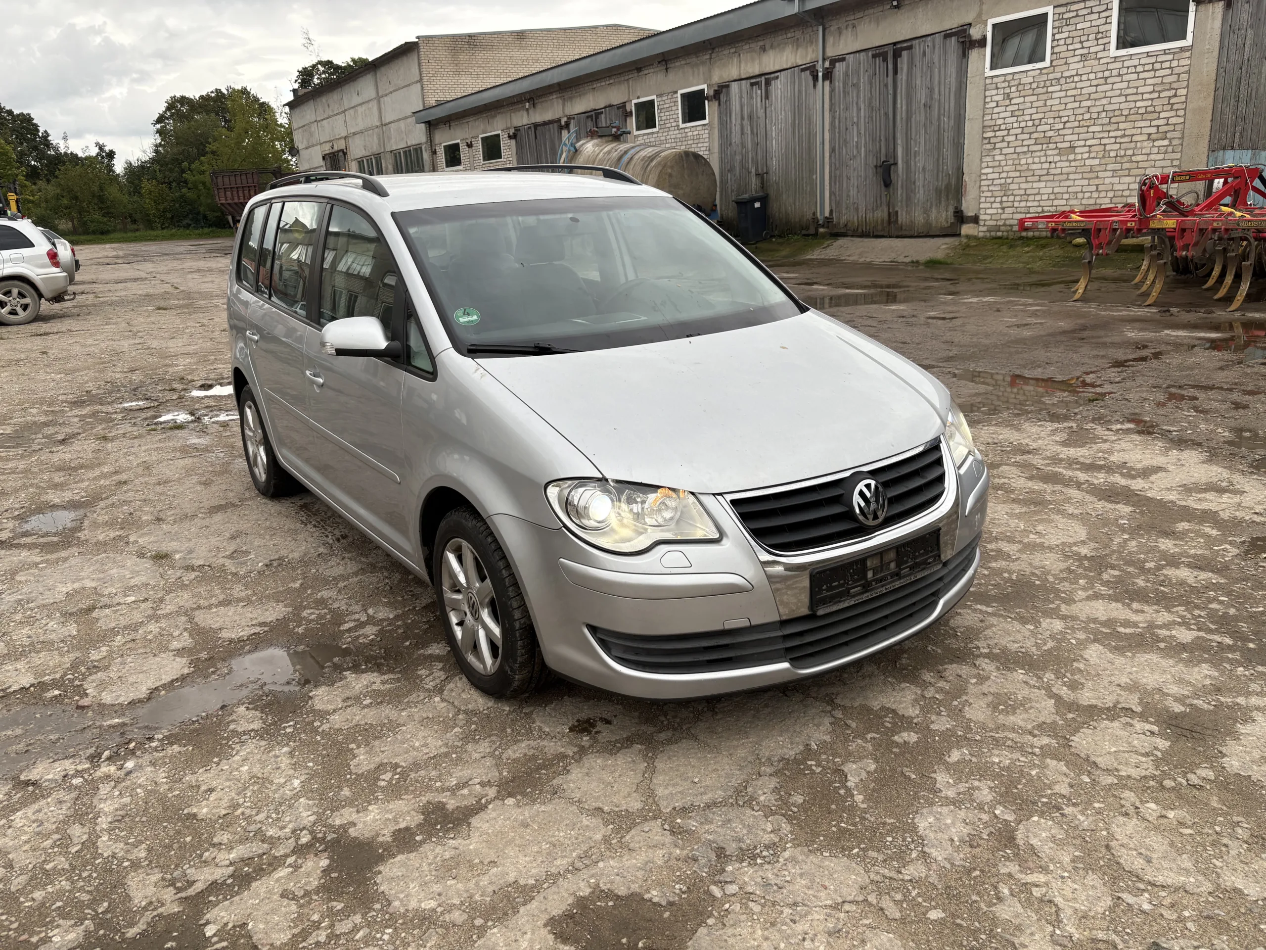 Volkswagen Touran, 2009