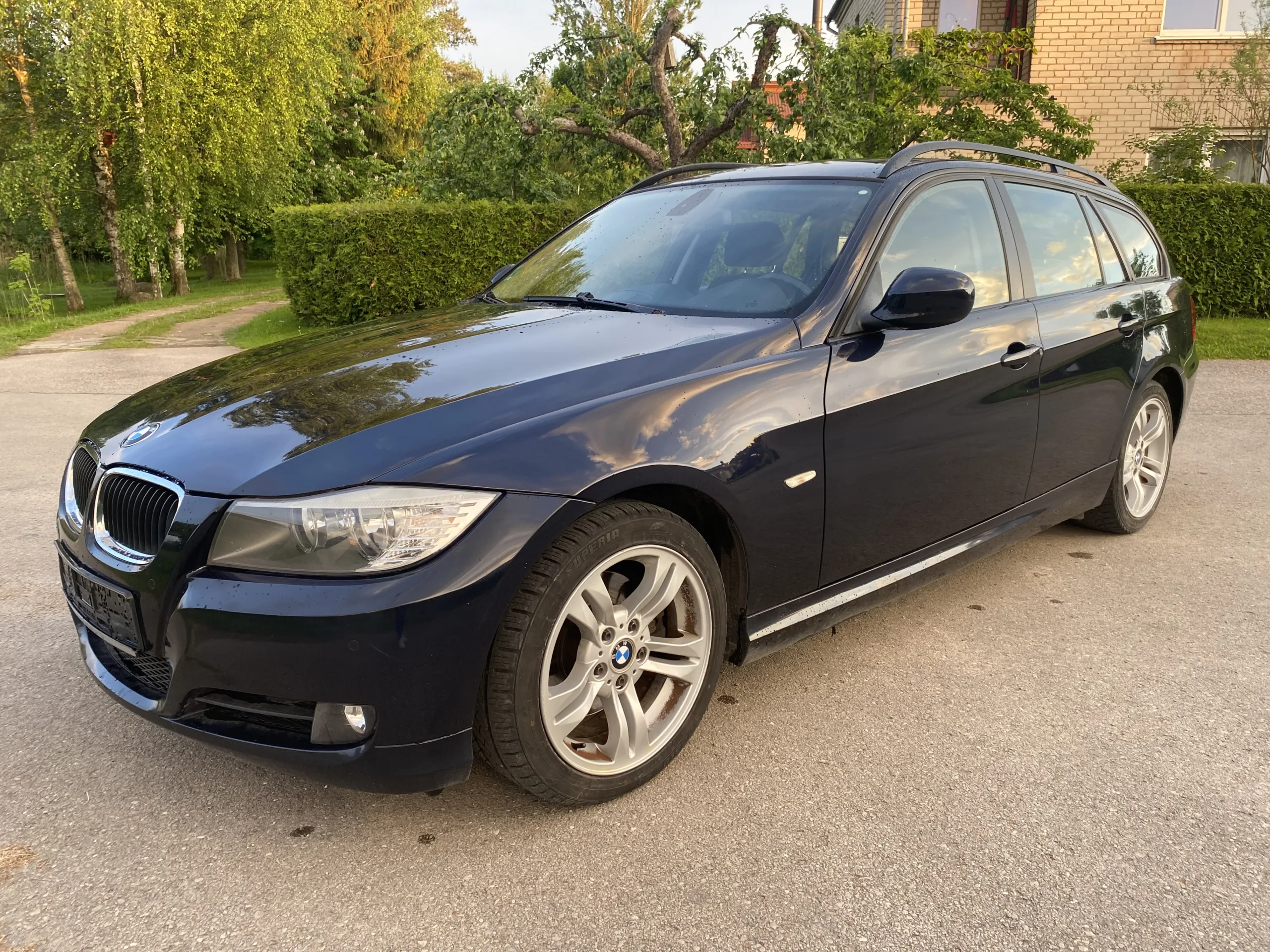 BMW 320, 2009