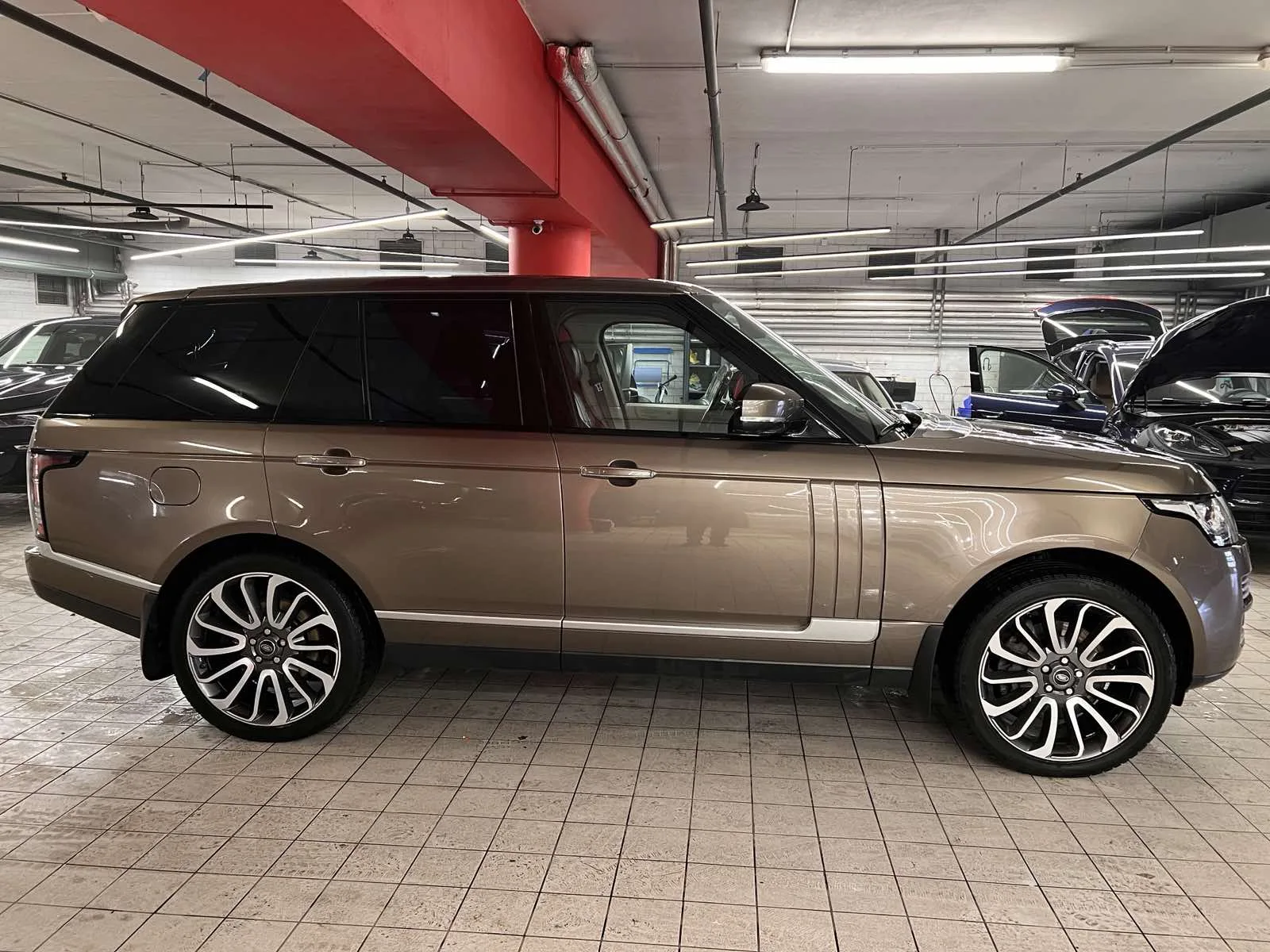 Land Rover Range Rover, 2014