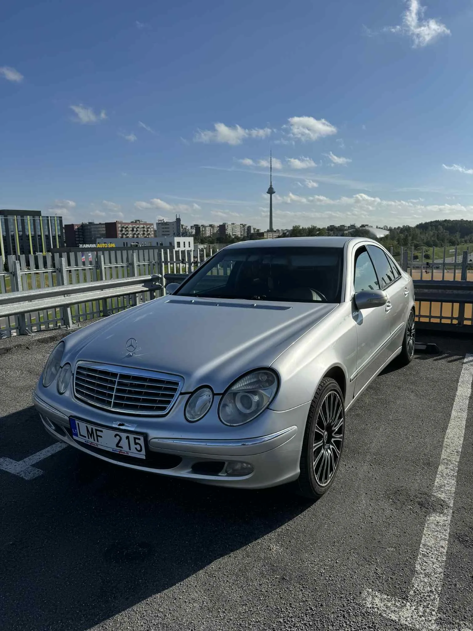 Mercedes-Benz E 270, 2002