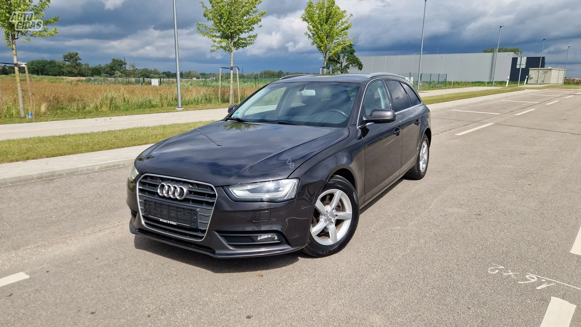 Audi A4, 2012