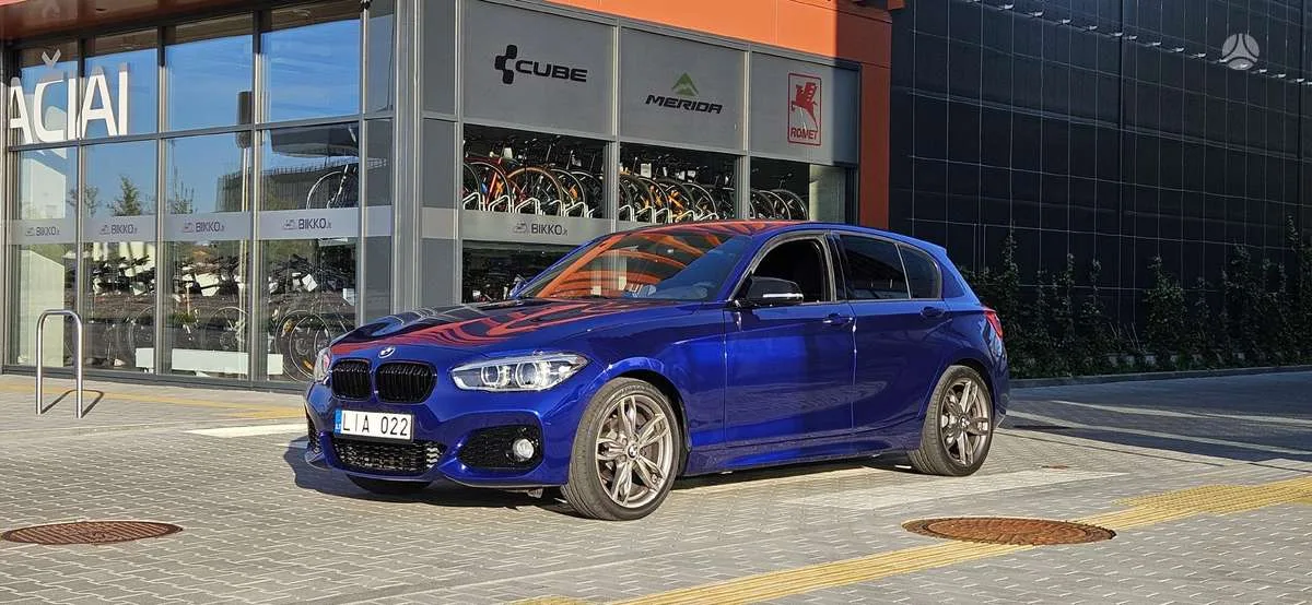 BMW 120, 2015