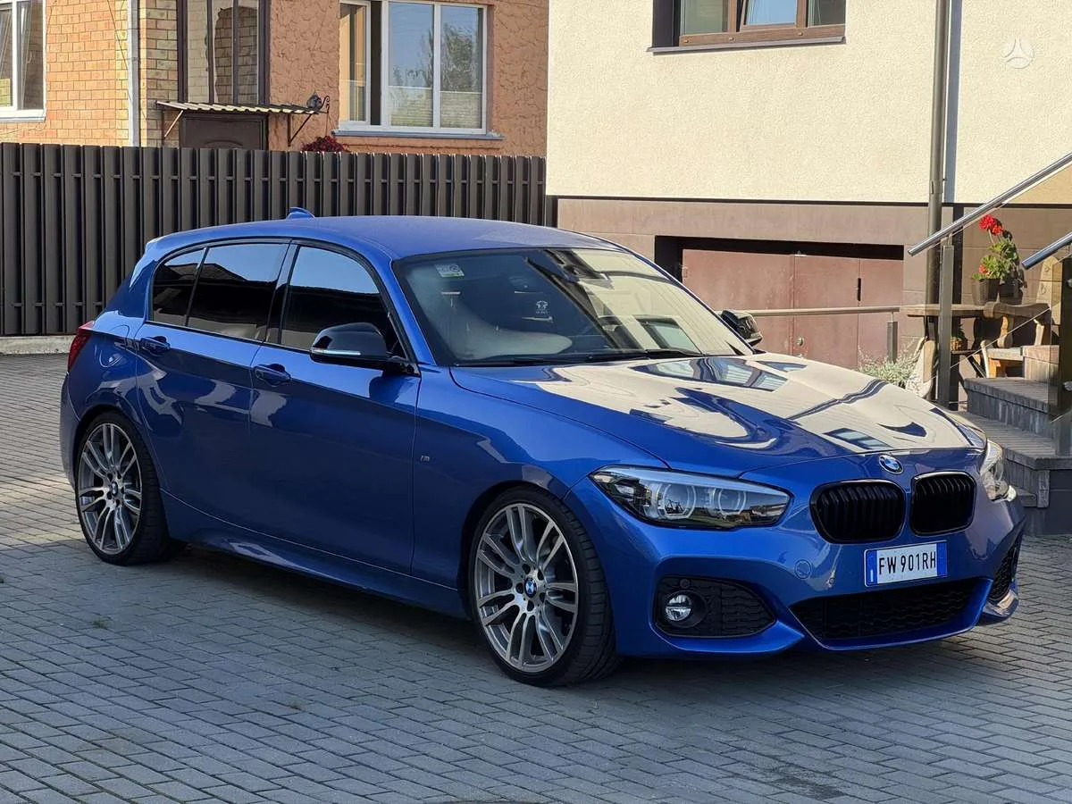 BMW 120, 2019