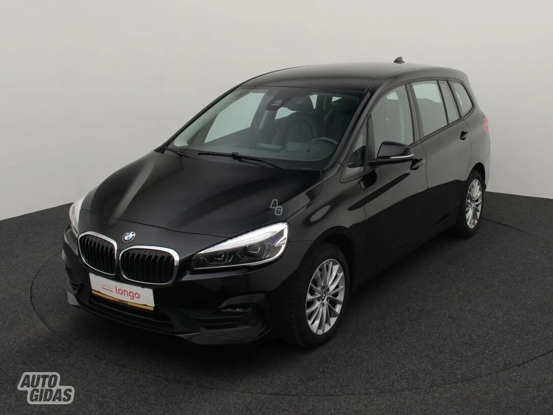 BMW 218, 2021