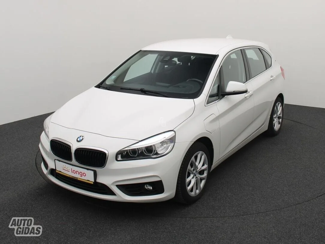 BMW 225XE Active Tourer, 2016