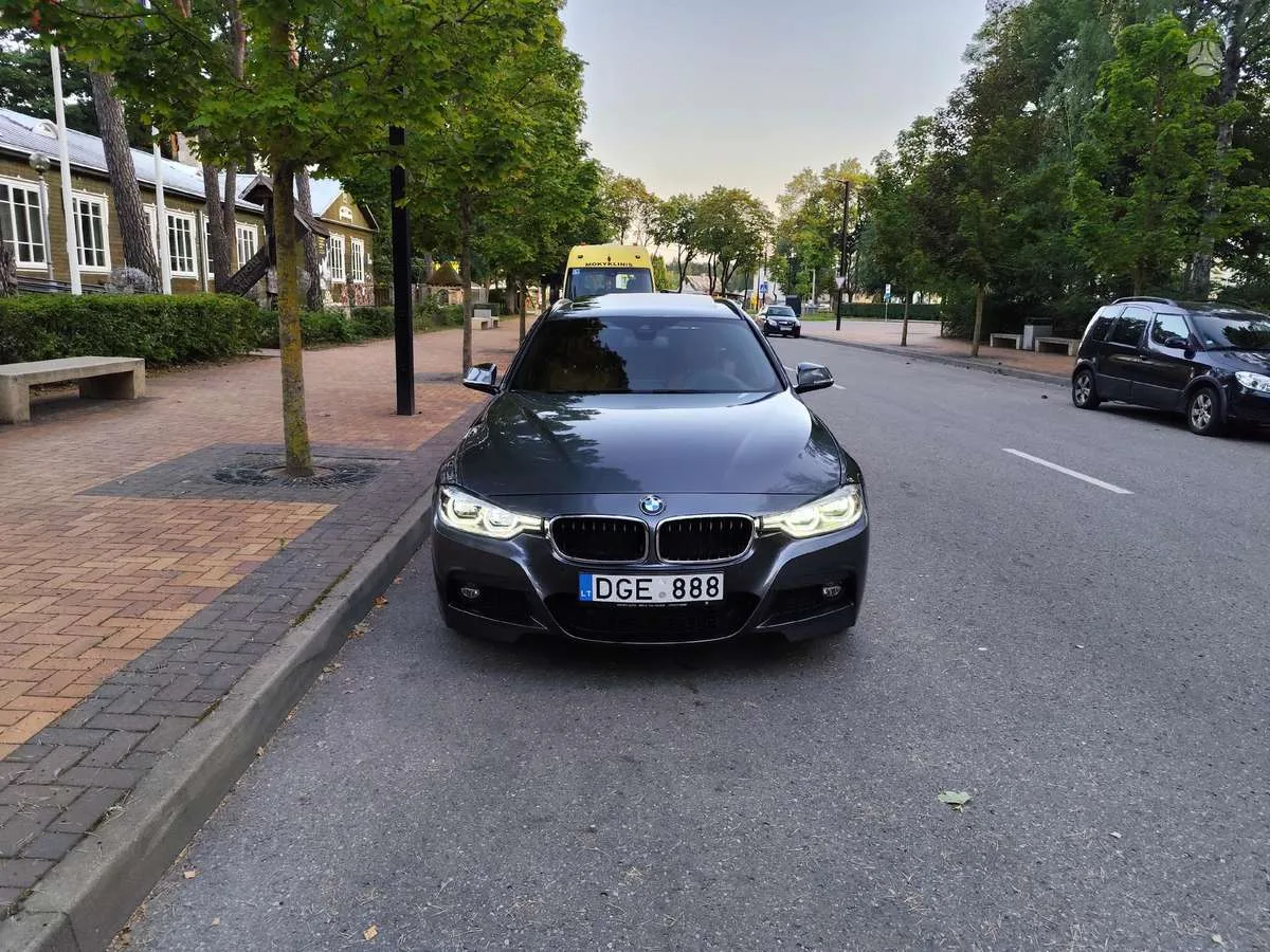 BMW 330i, 2018