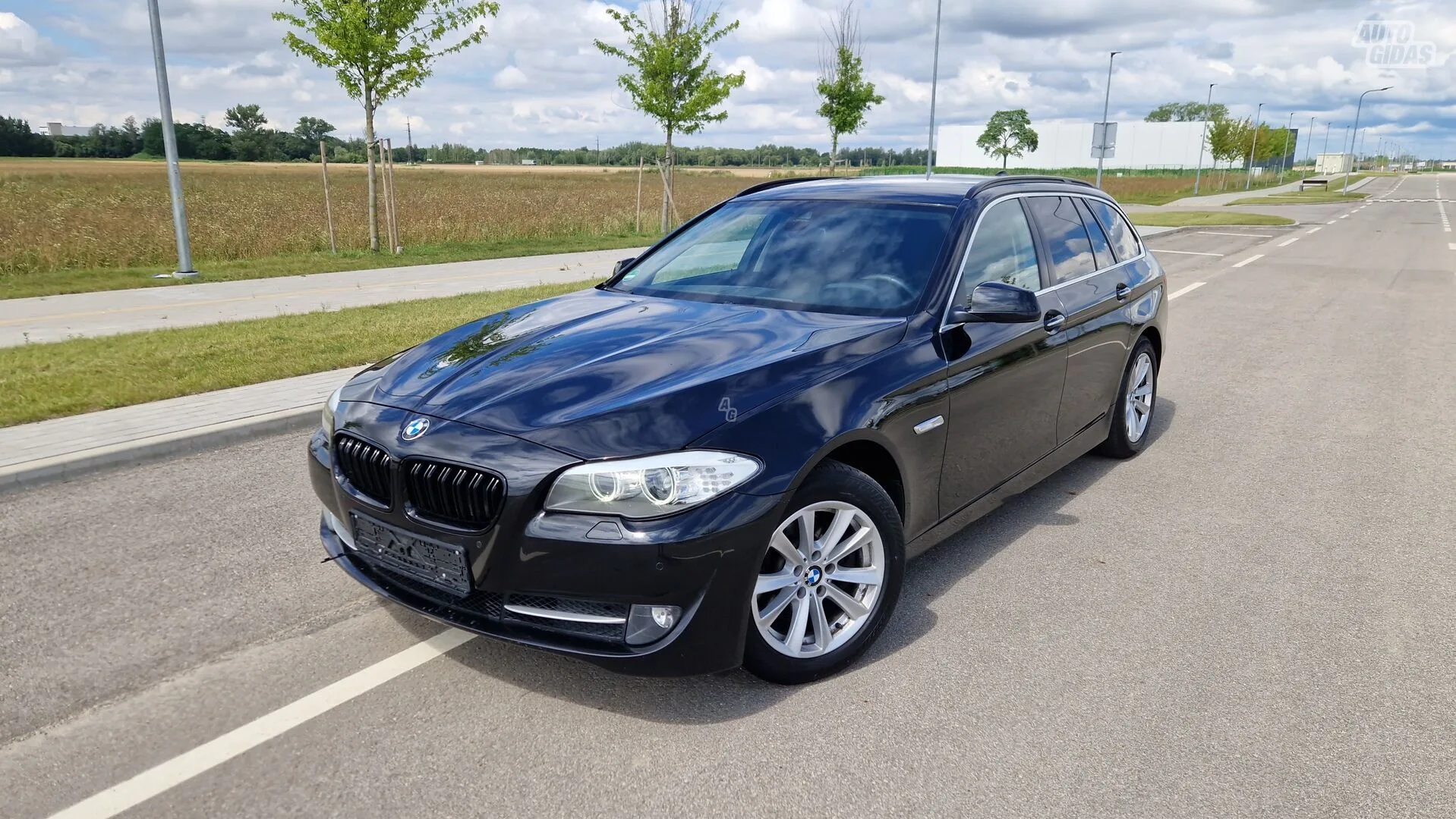 BMW 520, 2013