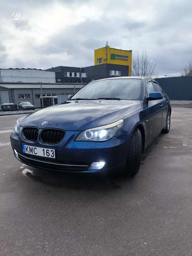BMW 530