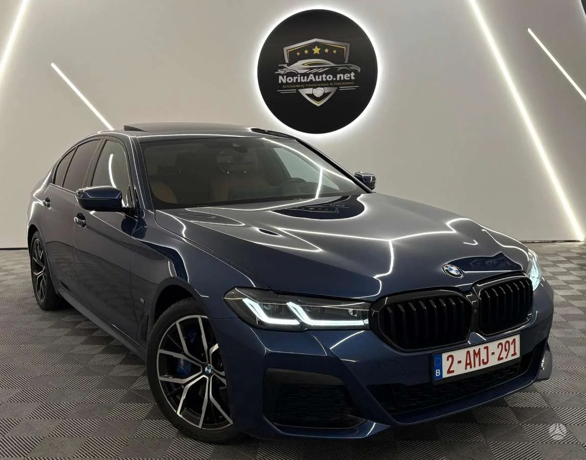 BMW 545E, 2021