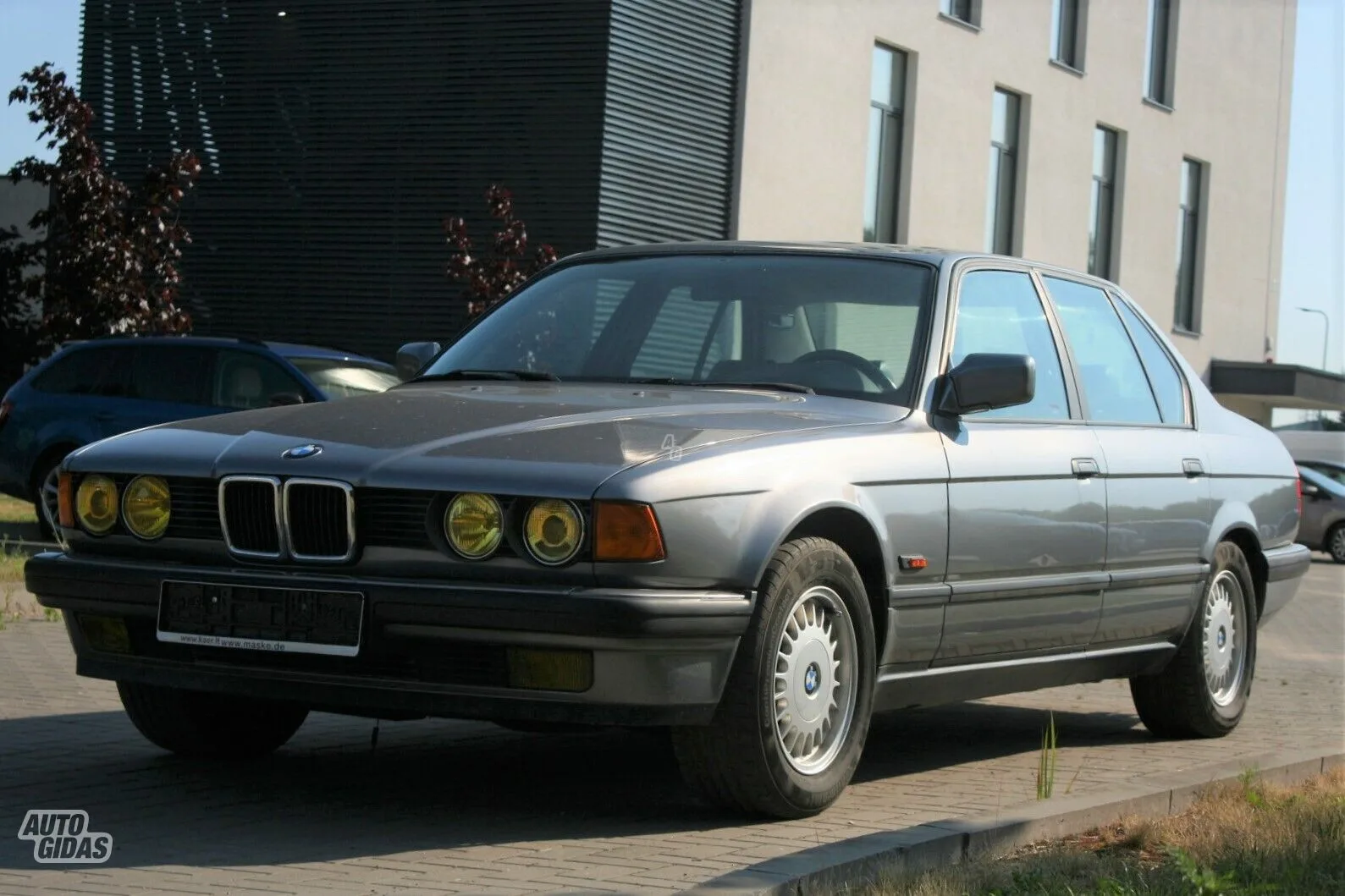 BMW 730i, 1991