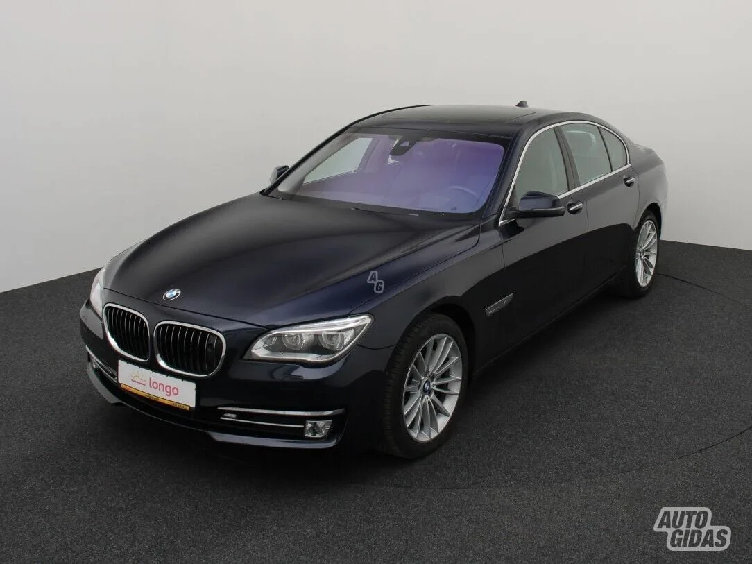 BMW 730, 2014