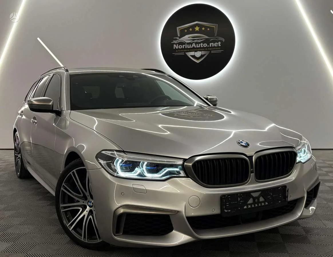 BMW M550, 2020