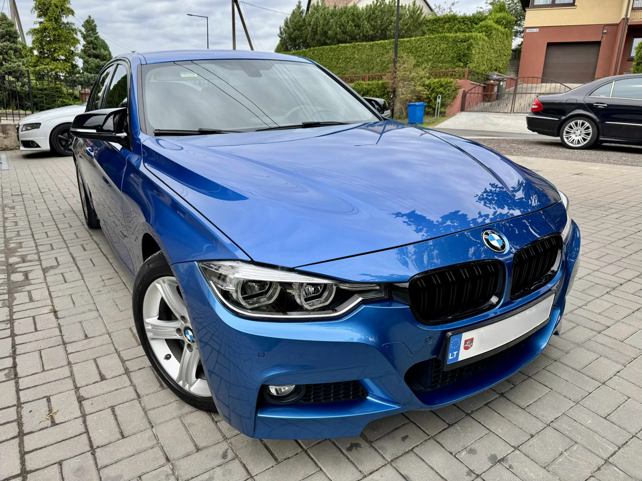 BMW 330E, 2016