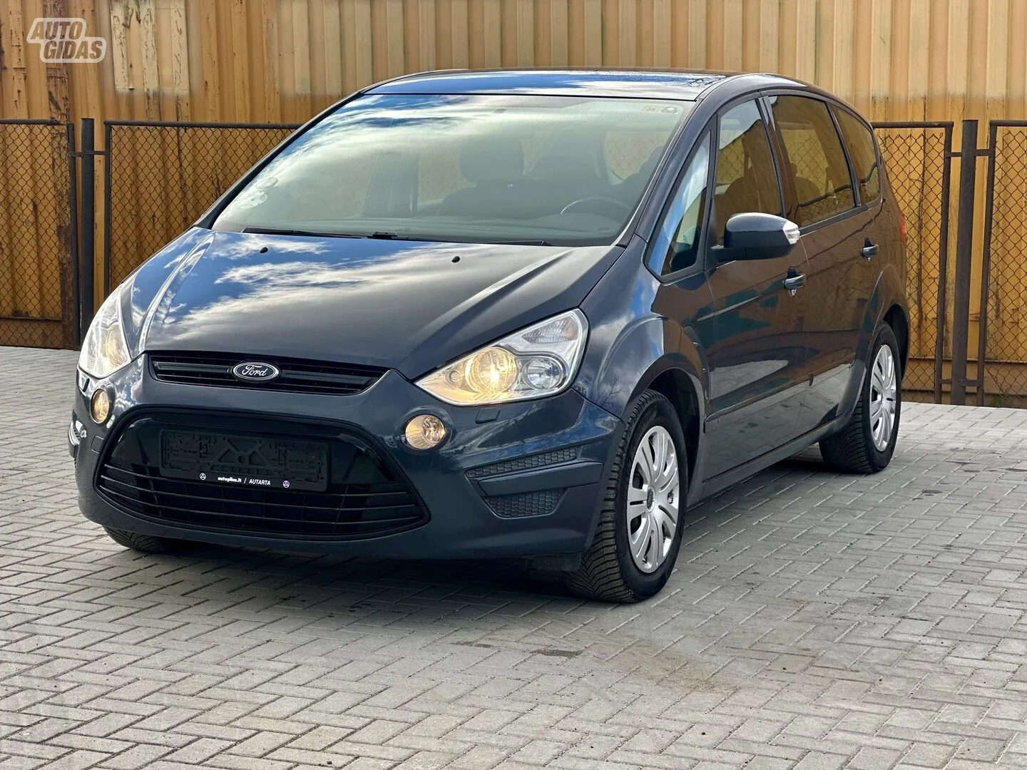 Ford S-Max, 2011