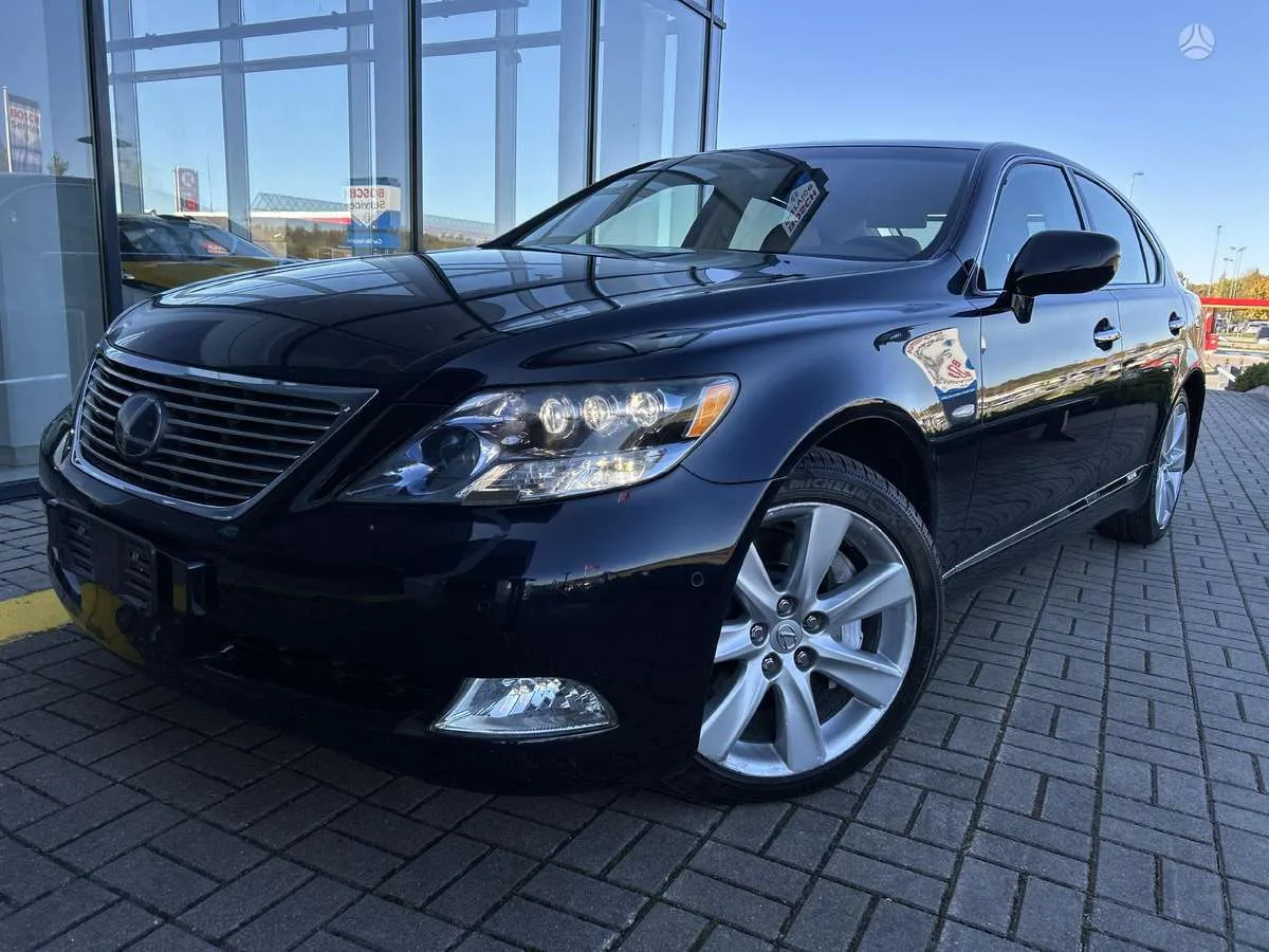Lexus LS 600h, 2008