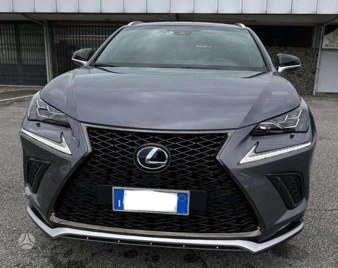 Lexus NX 300h, 2018